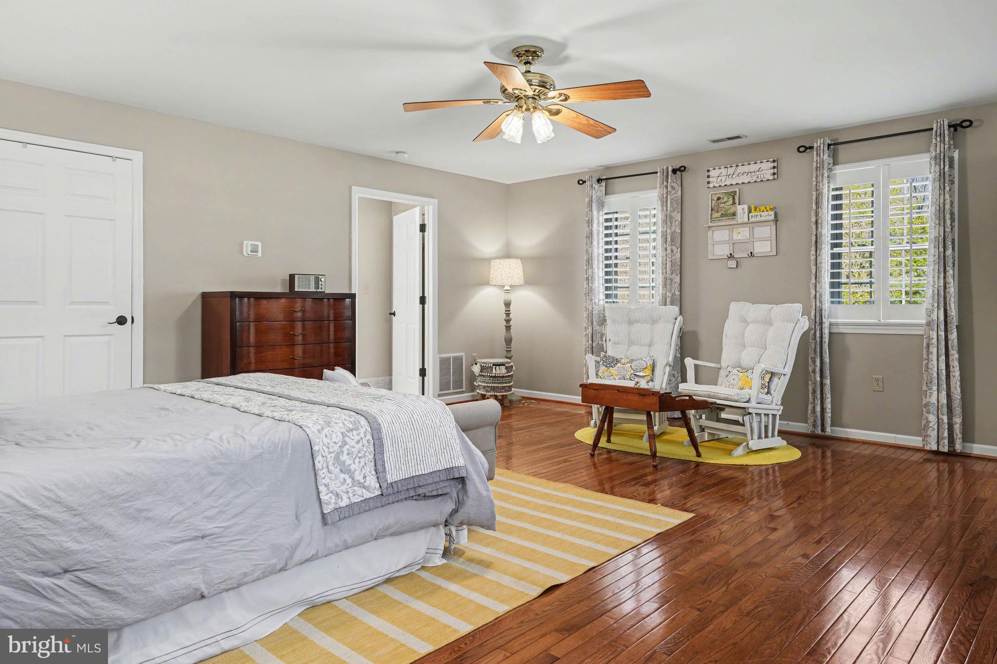 HATFIELD MANOR - Residential