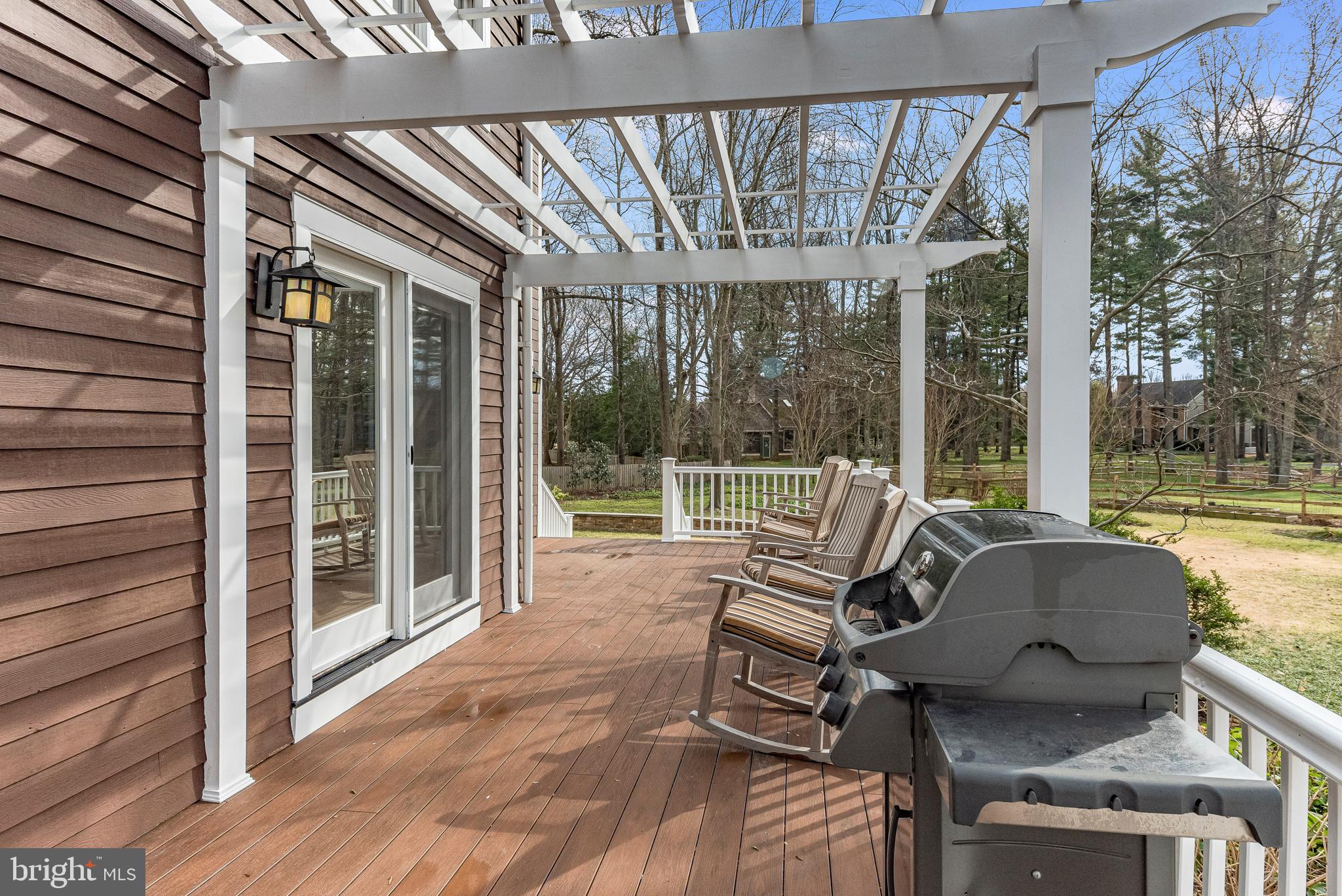 MELVIN POINT - Residential