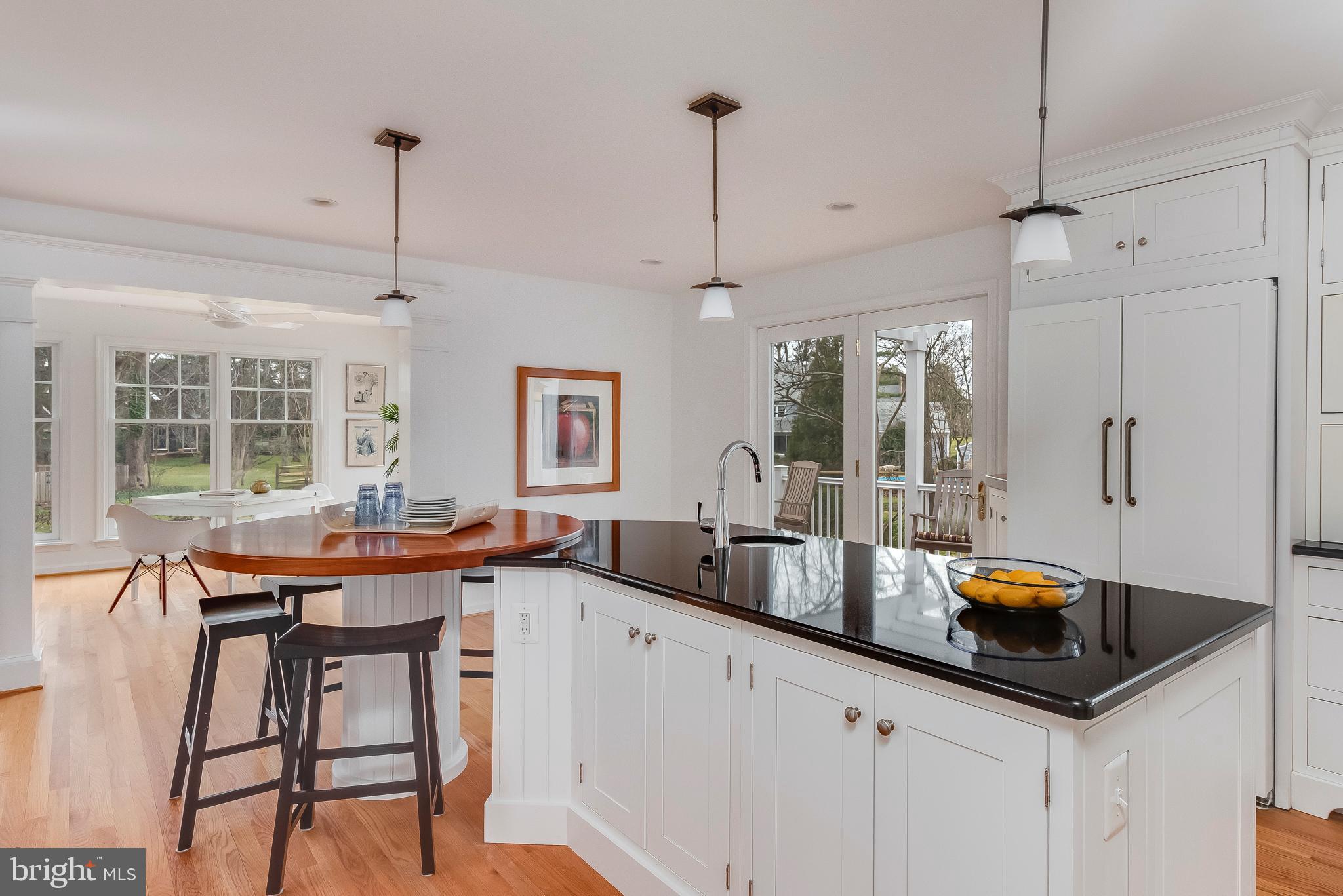 MELVIN POINT - Residential