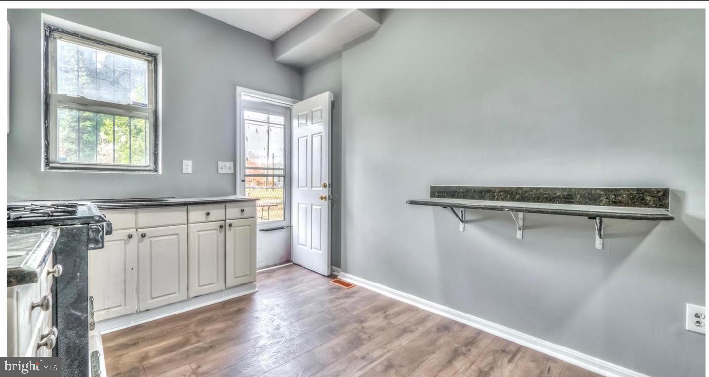 SANDTOWN-WINCHESTER - Residential Lease
