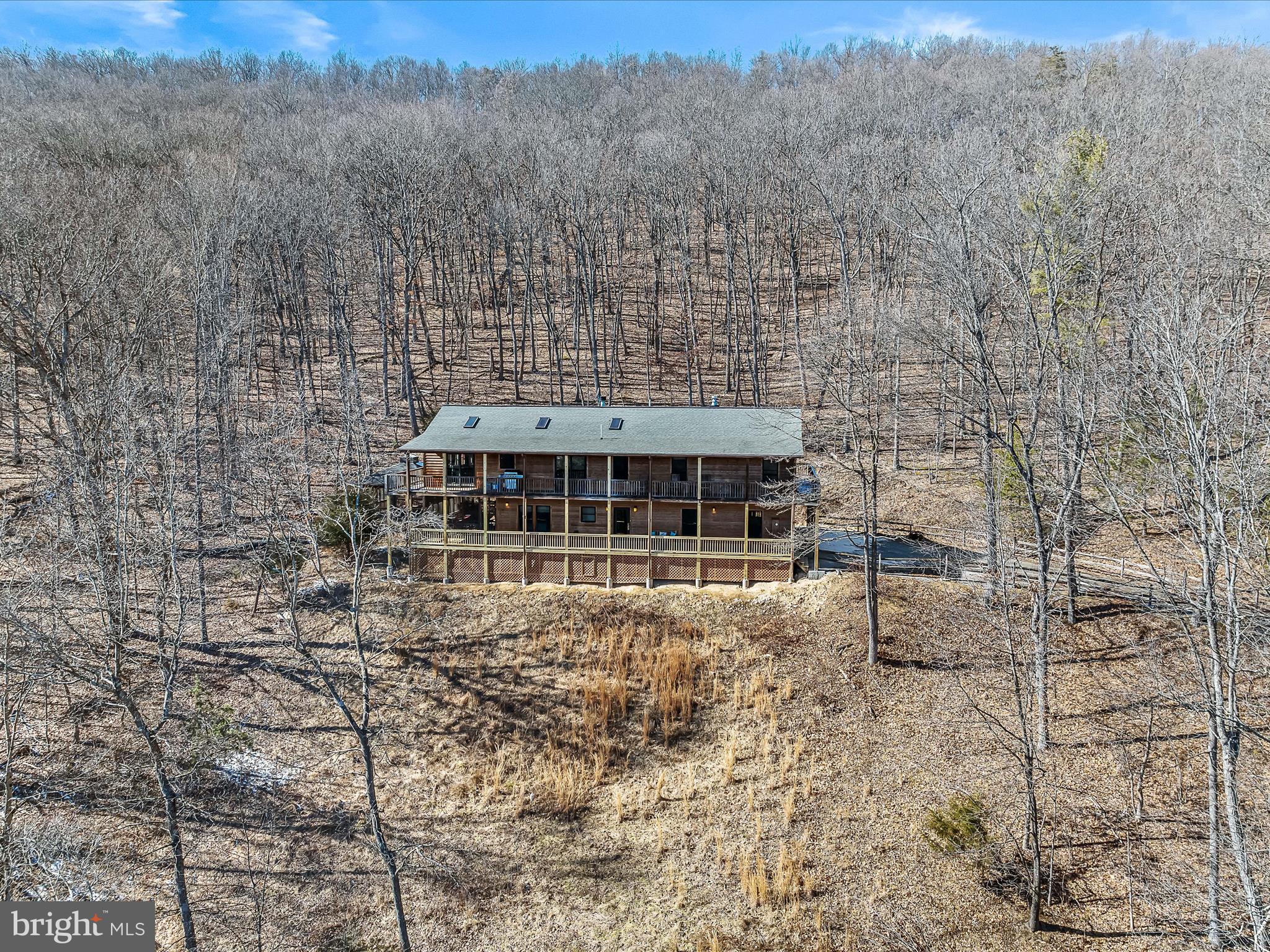 SUMMIT AT LOST RIVER - Residential
