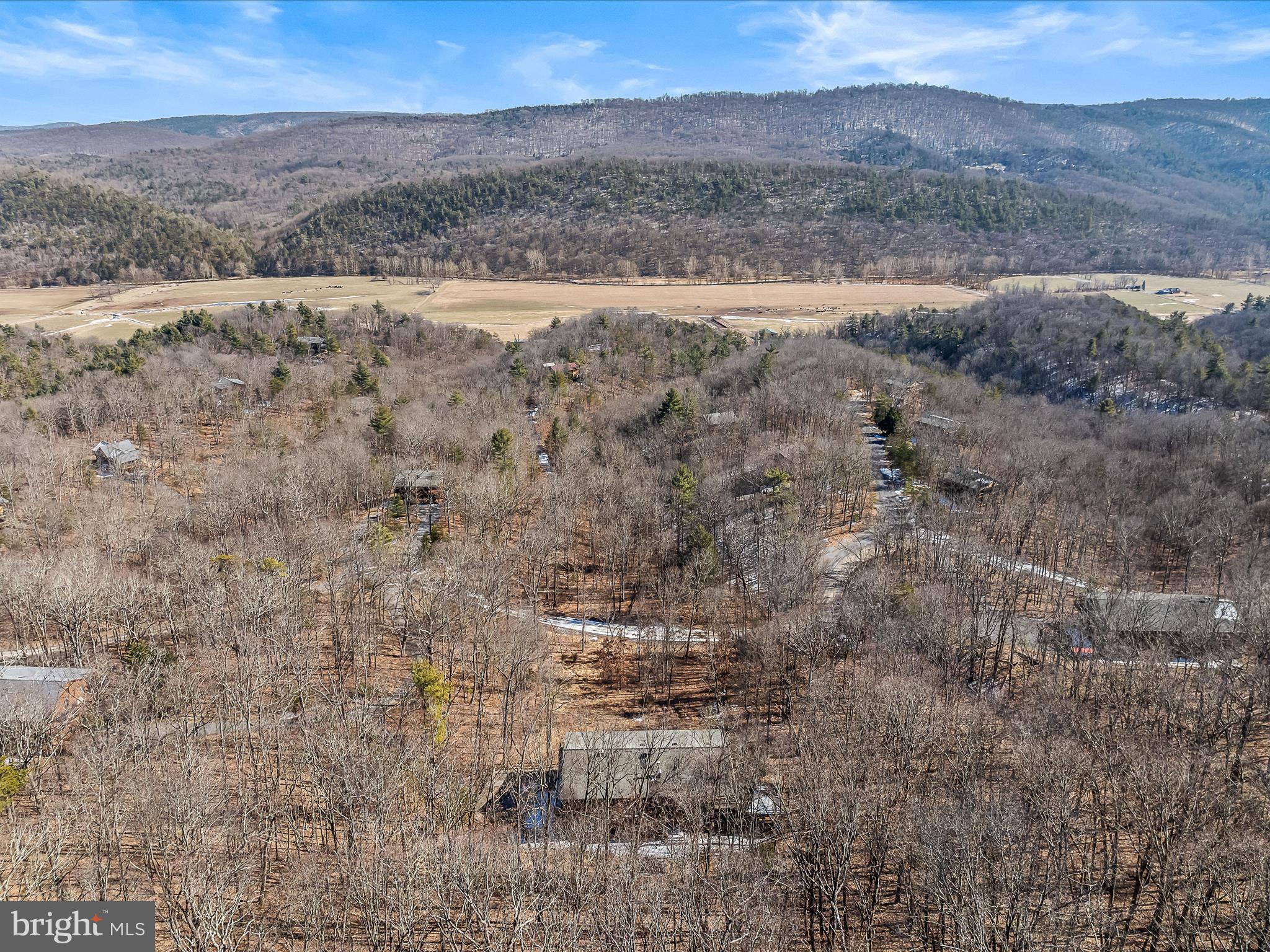 SUMMIT AT LOST RIVER - Residential