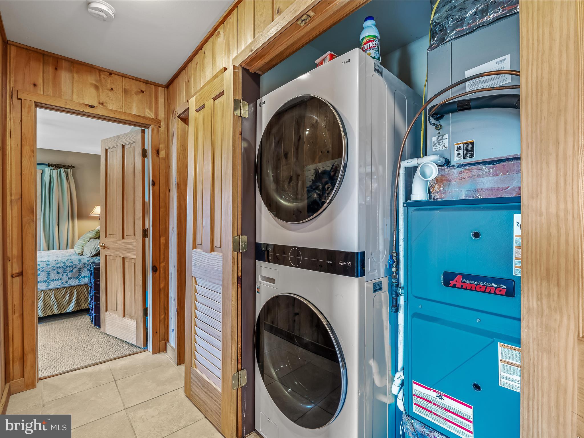 SUMMIT AT LOST RIVER - Residential