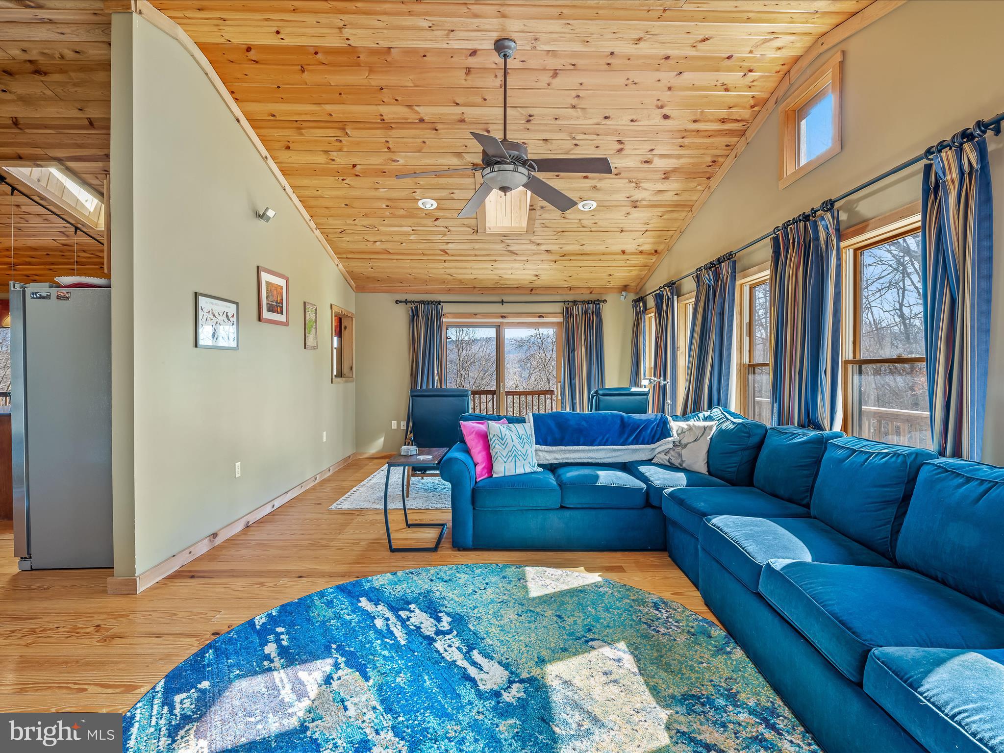 SUMMIT AT LOST RIVER - Residential