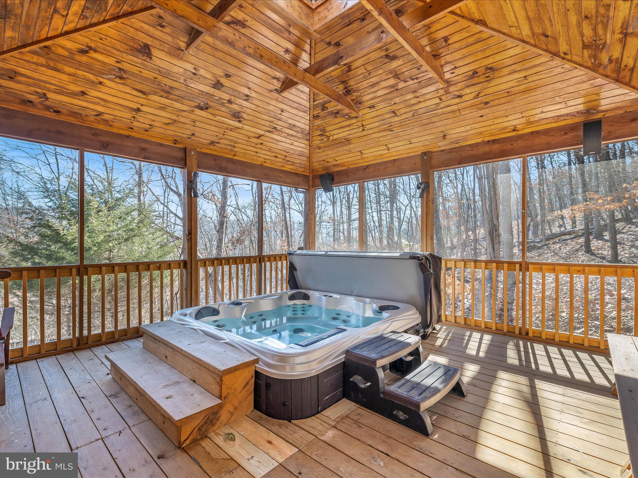 SUMMIT AT LOST RIVER - Residential