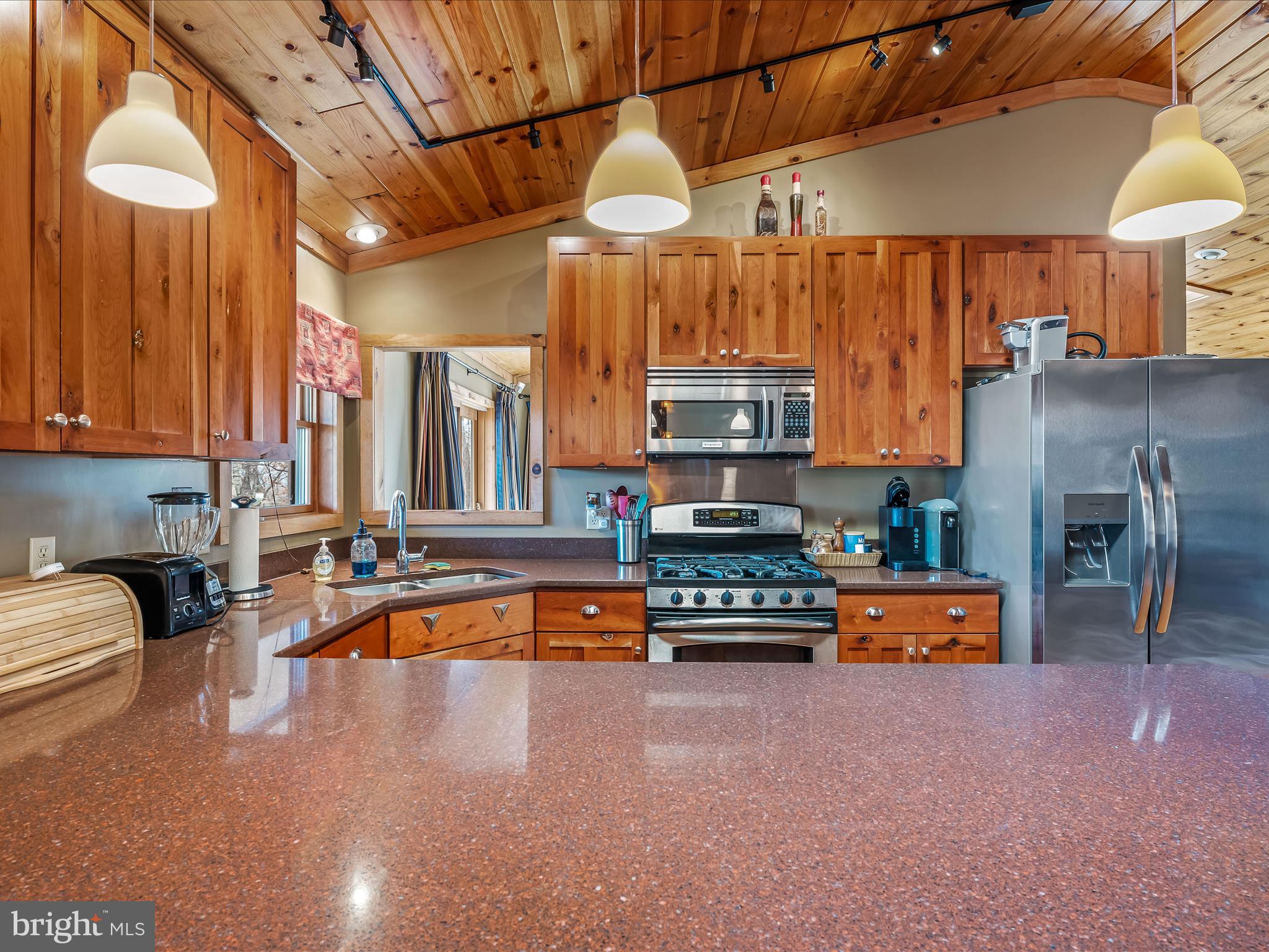 SUMMIT AT LOST RIVER - Residential