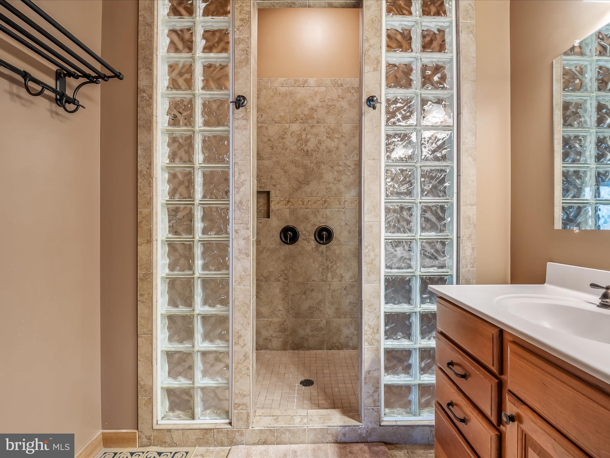 SUMMIT AT LOST RIVER - Residential