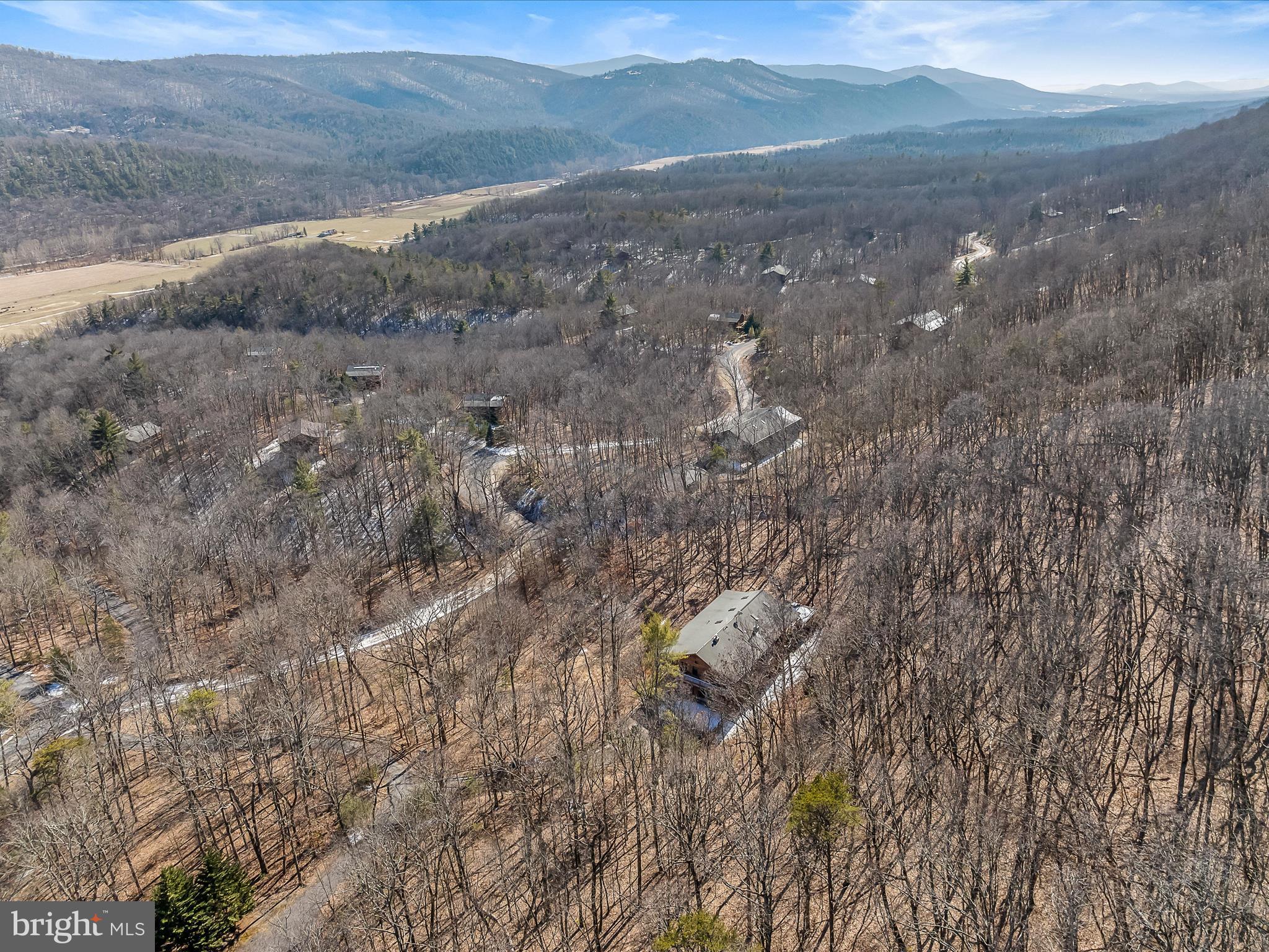 SUMMIT AT LOST RIVER - Residential