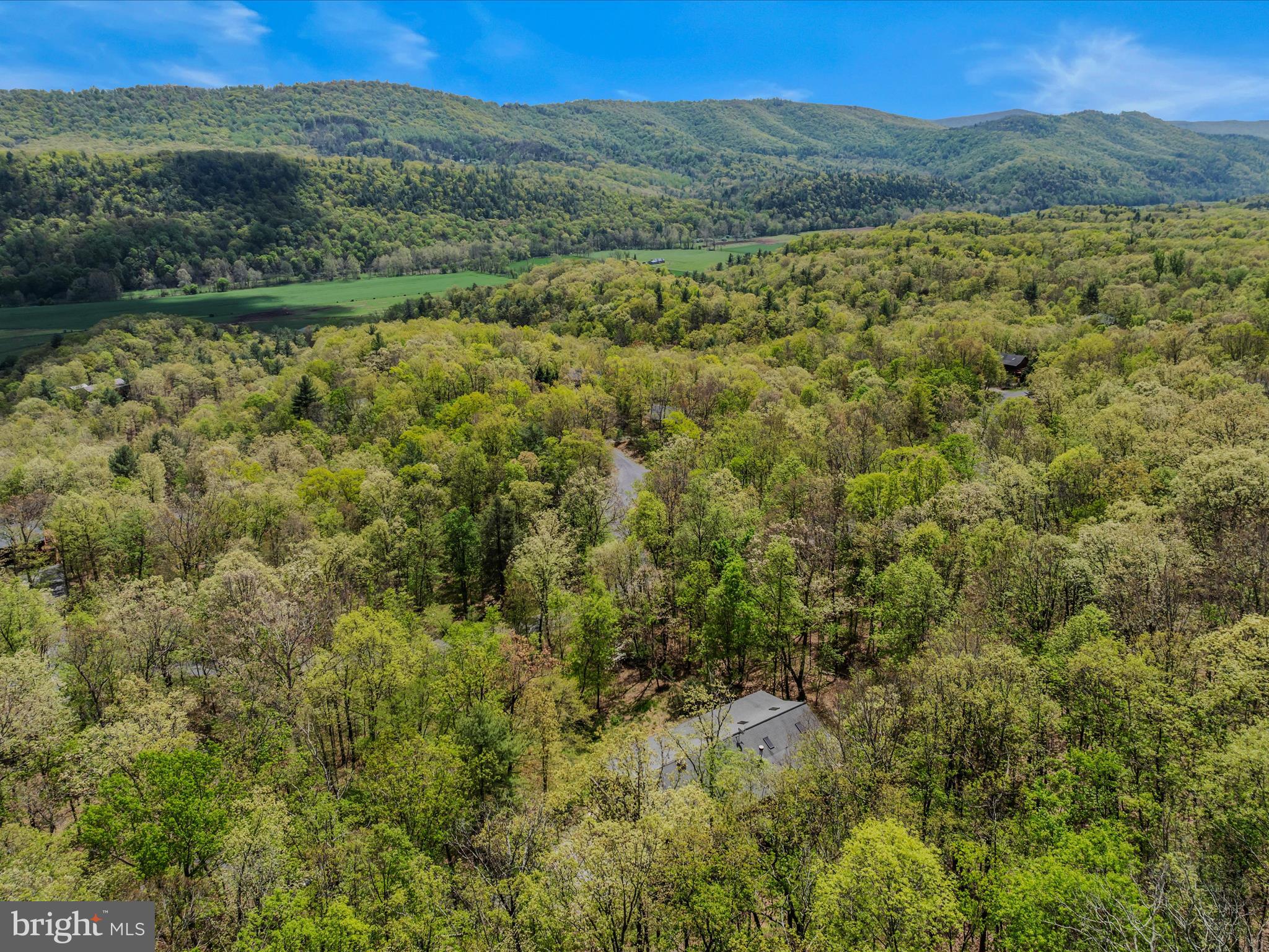 SUMMIT AT LOST RIVER - Residential