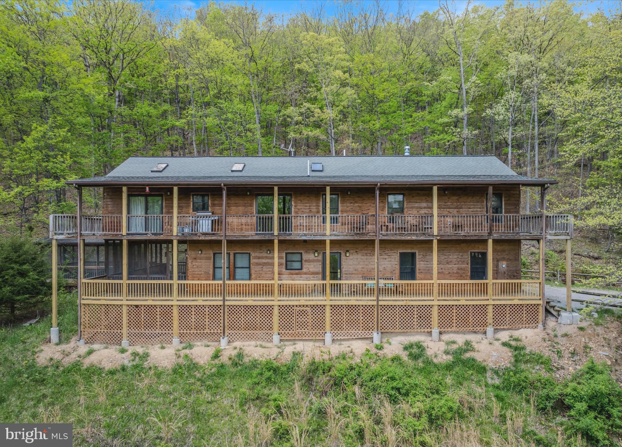 SUMMIT AT LOST RIVER - Residential