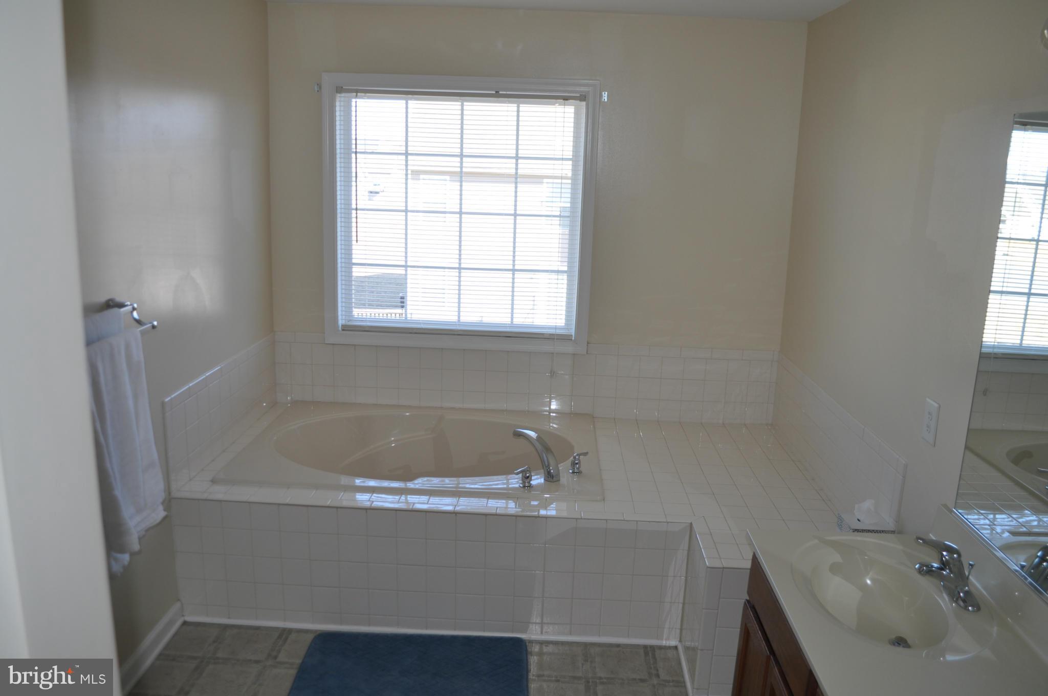 BRIDLE CREEK - Residential