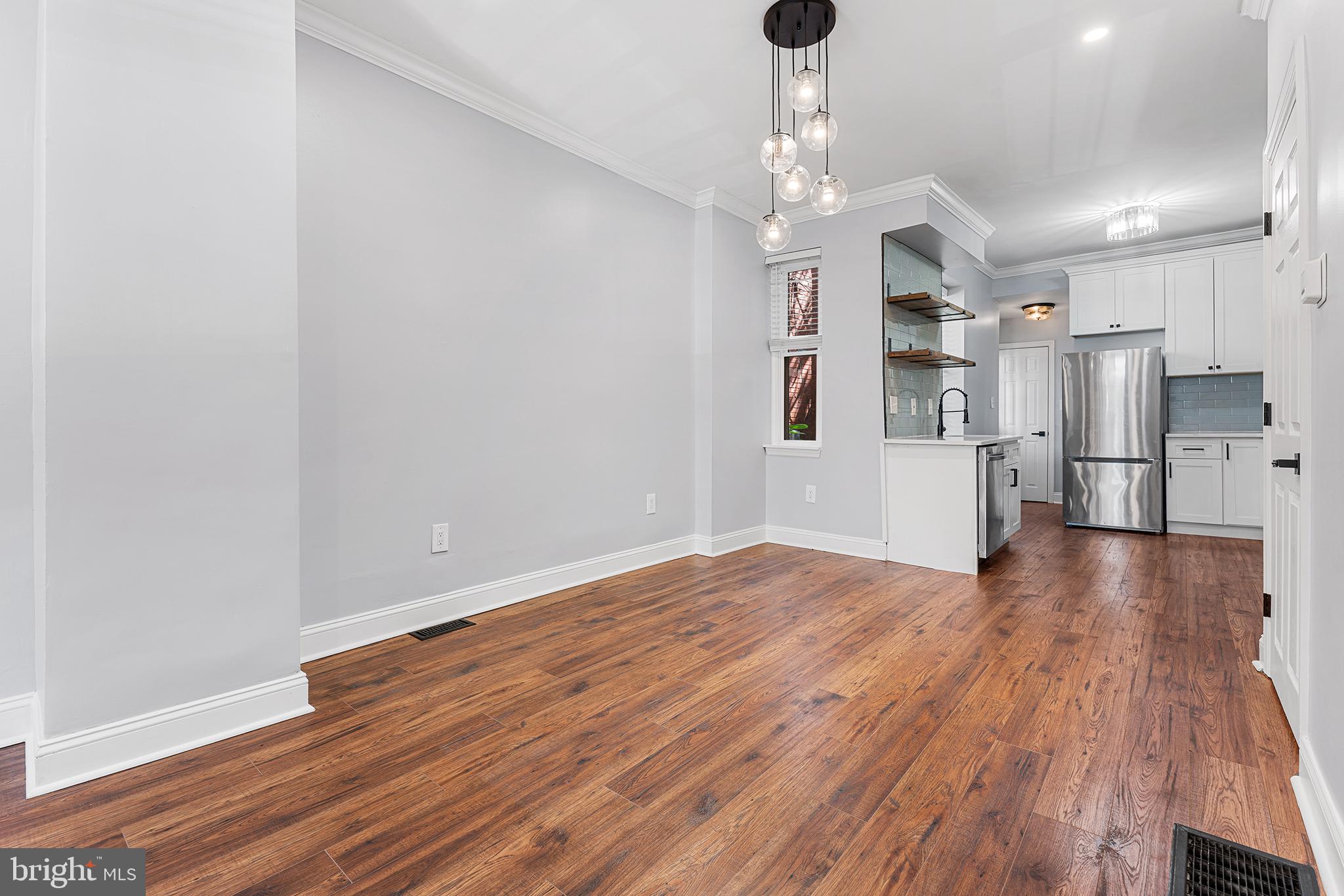 108 E HORTTER STREET