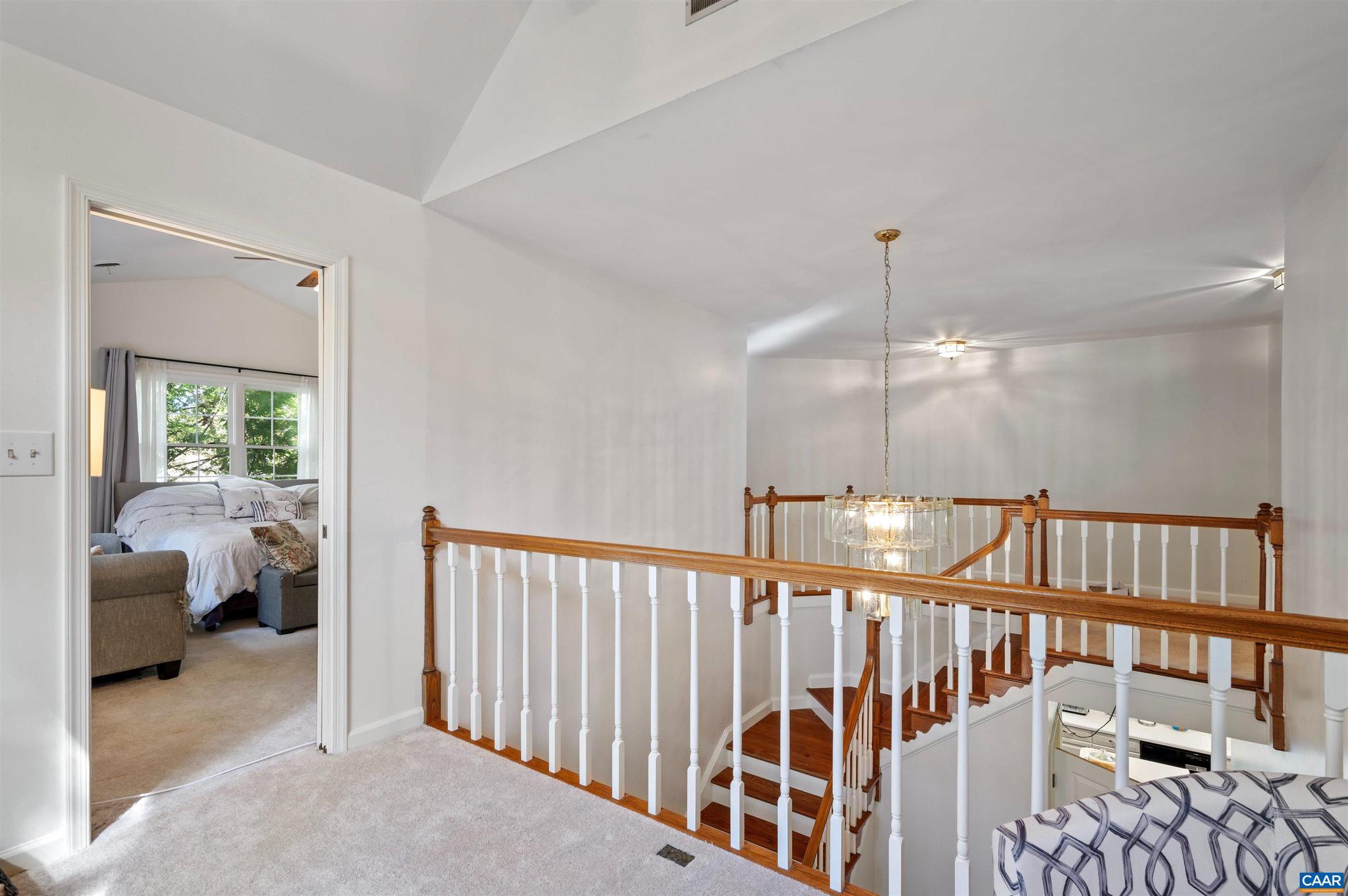 LAKE MONTICELLO - Residential