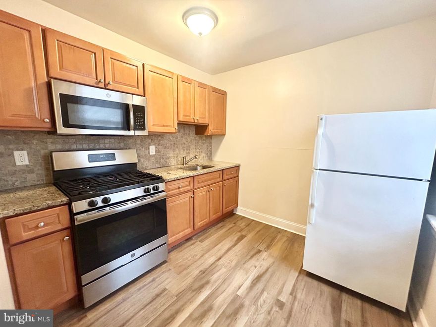 Welcome to 1318 N. 25th St #2, a spacious and inviting 3-bedroom, 1-bathroom apartment designed for modern living. This charming unit features beautifully updated interiors with stylish hardwood floors, a contemporary kitchen with sleek cabinetry, and high-quality appliances. Enjoy ample natural light throughout the open floor plan, which creates a warm and welcoming atmosphere. Conveniently located near local amenities and public transportation, this apartment offers both comfort and accessibility in a vibrant neighborhood.