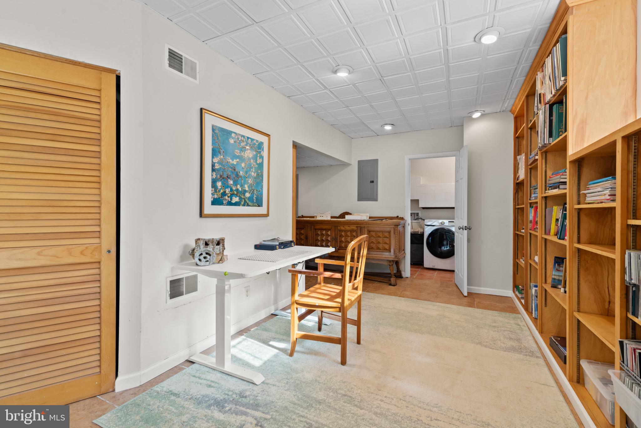 KENWOOD PARK - Residential