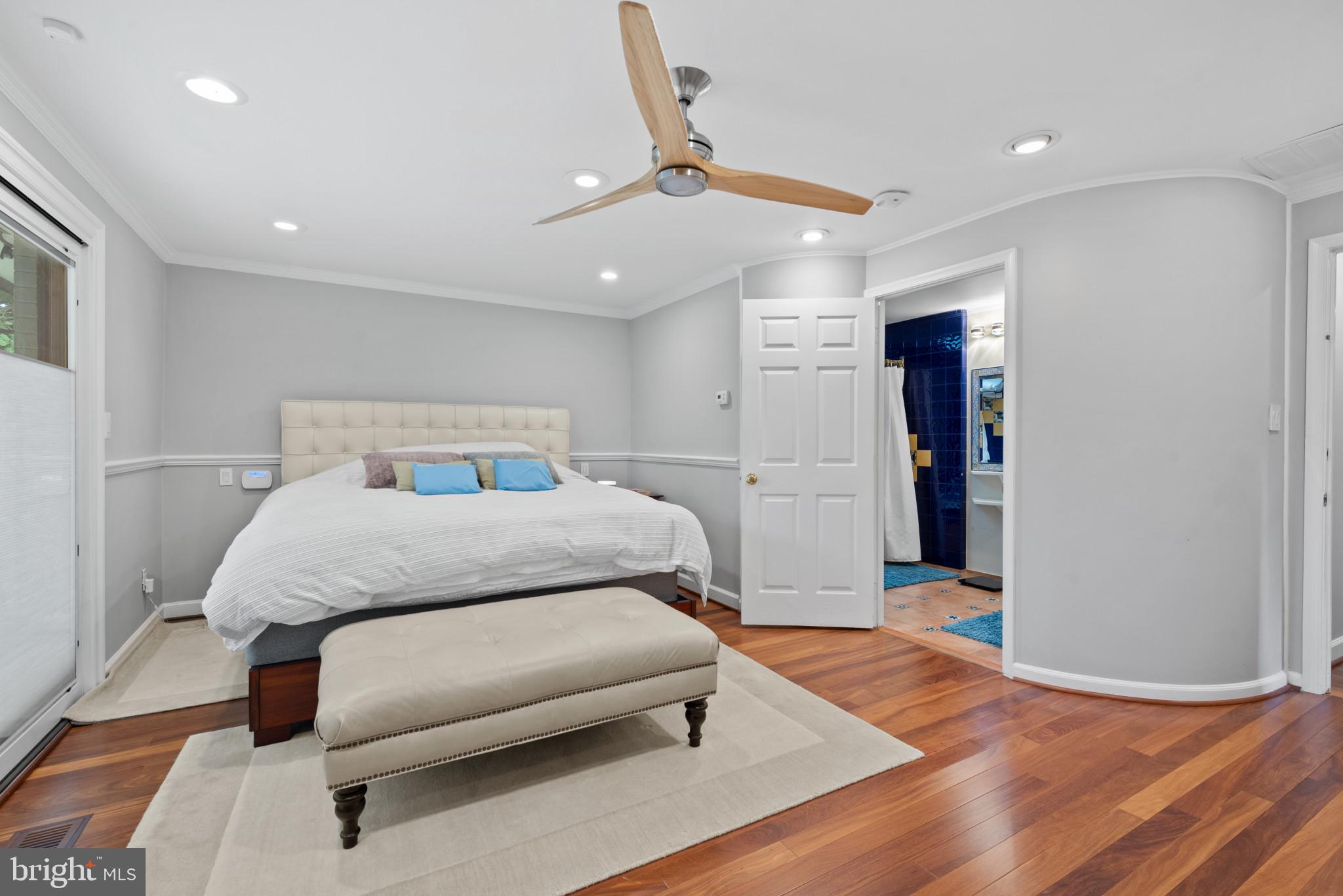 KENWOOD PARK - Residential