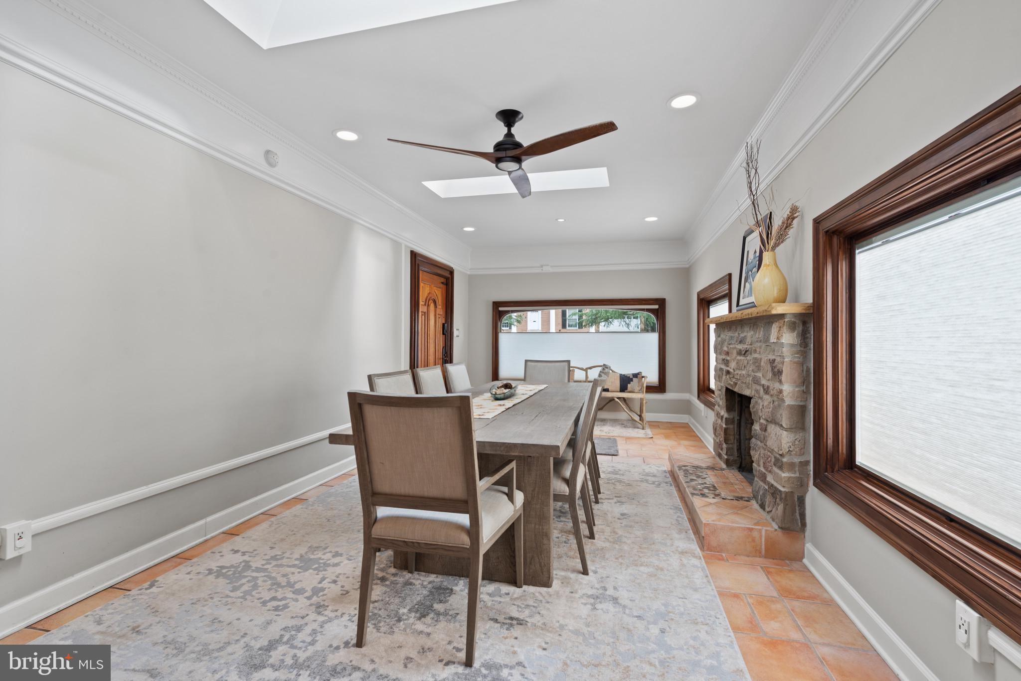 KENWOOD PARK - Residential