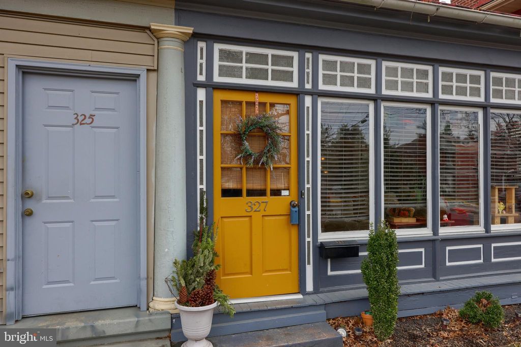 Photo of 327 S West End Ave, LANCASTER, PA 17603 (MLS # PALA2063608)