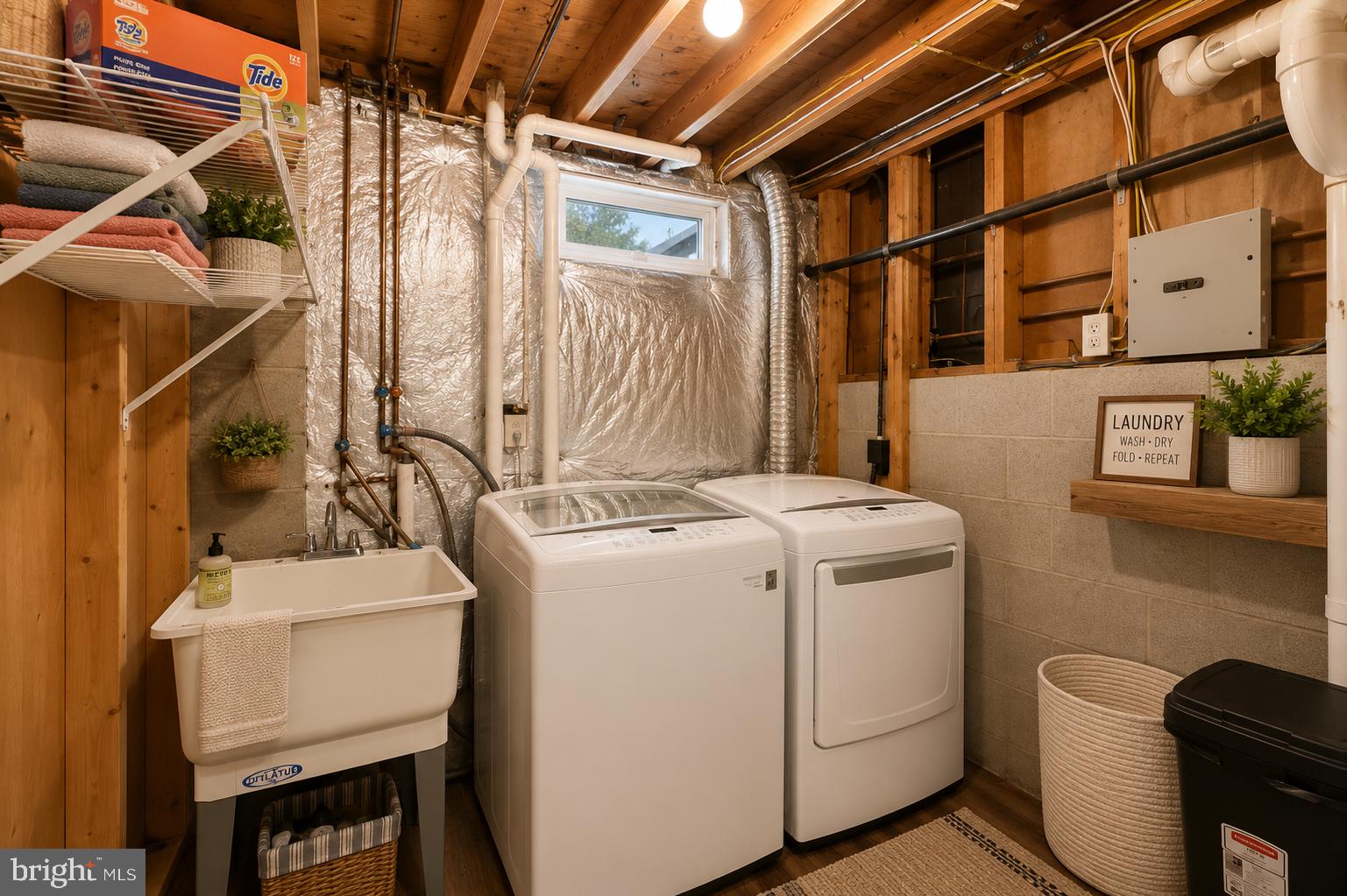 VILLAGE OF BYNUM RUN - Residential