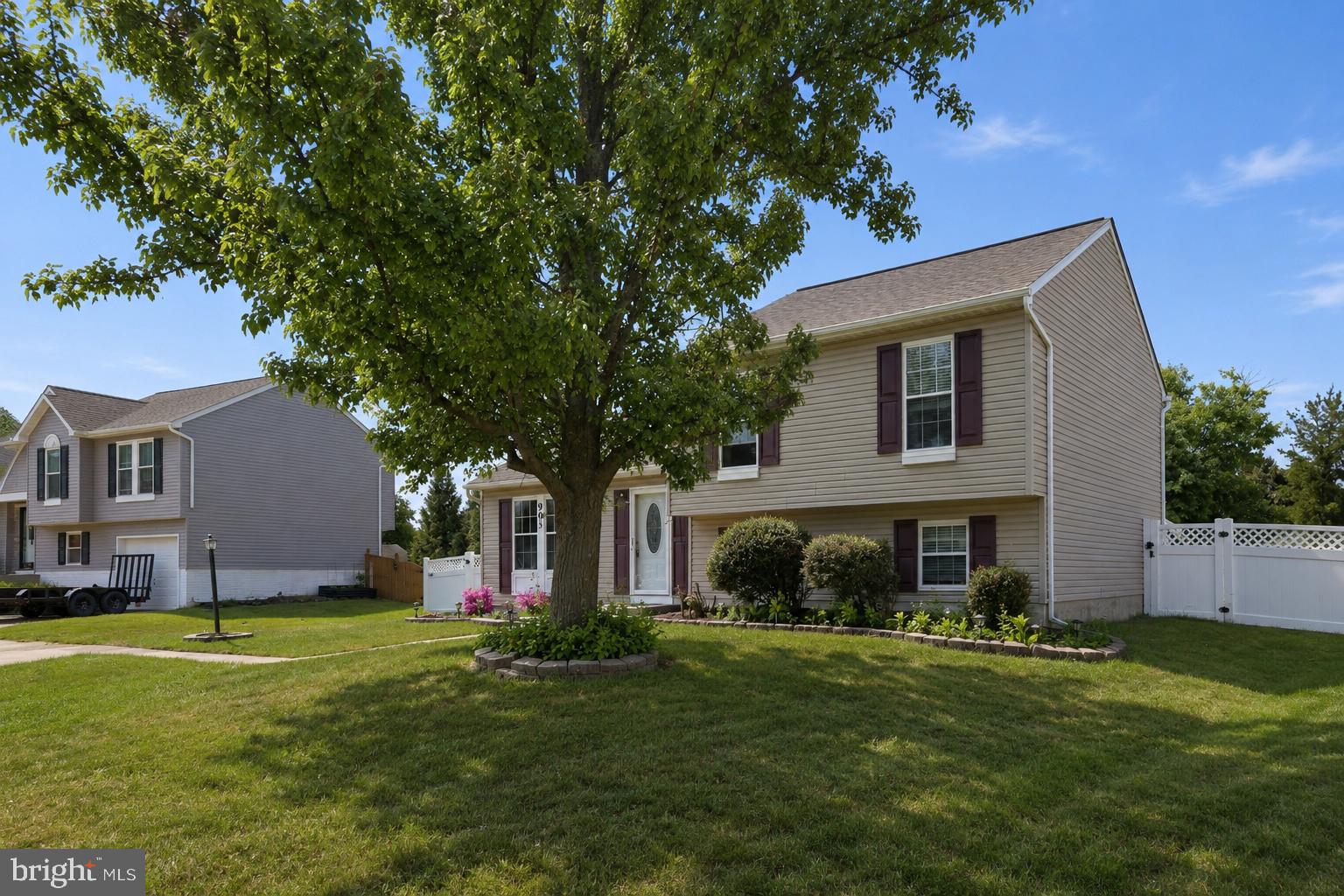 VILLAGE OF BYNUM RUN - Residential