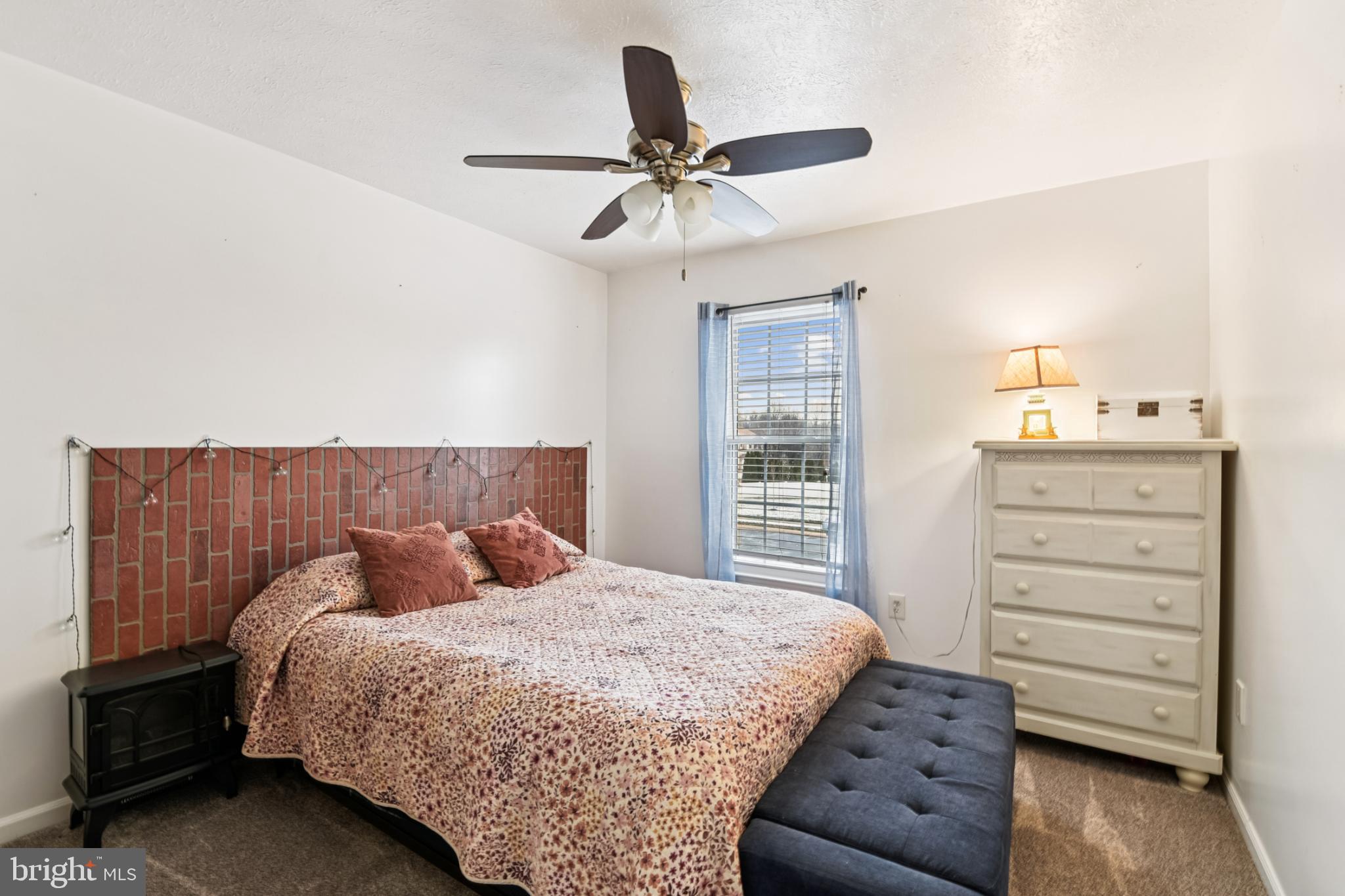 VILLAGE OF BYNUM RUN - Residential