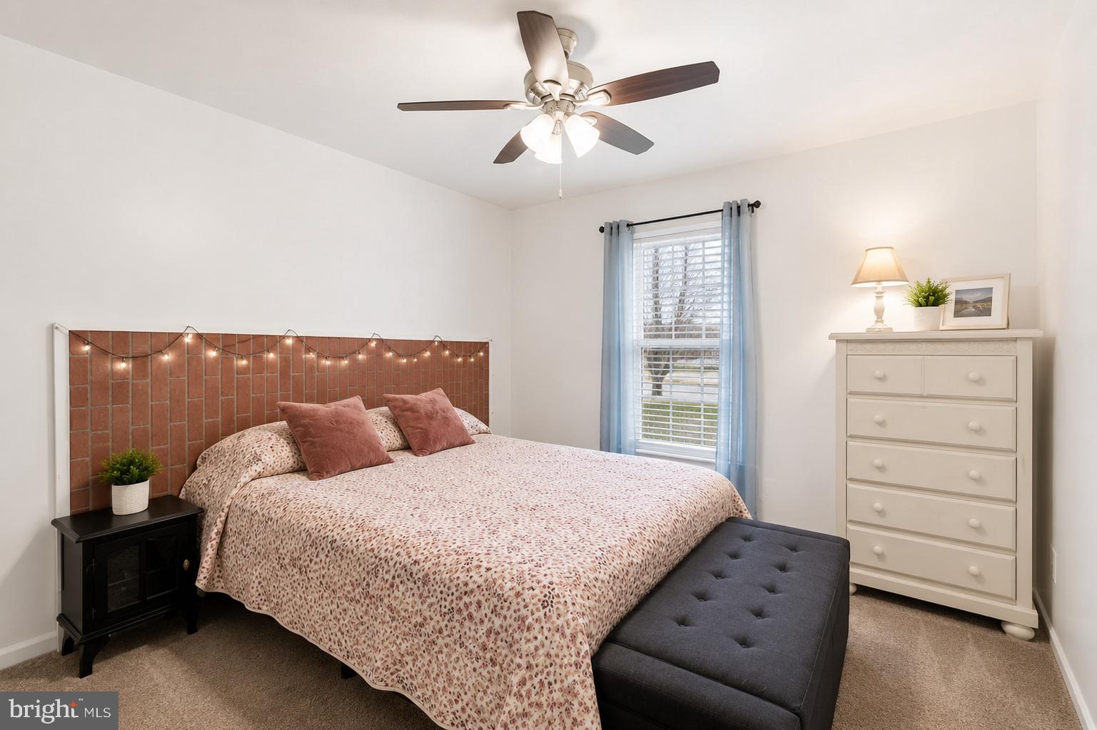 VILLAGE OF BYNUM RUN - Residential