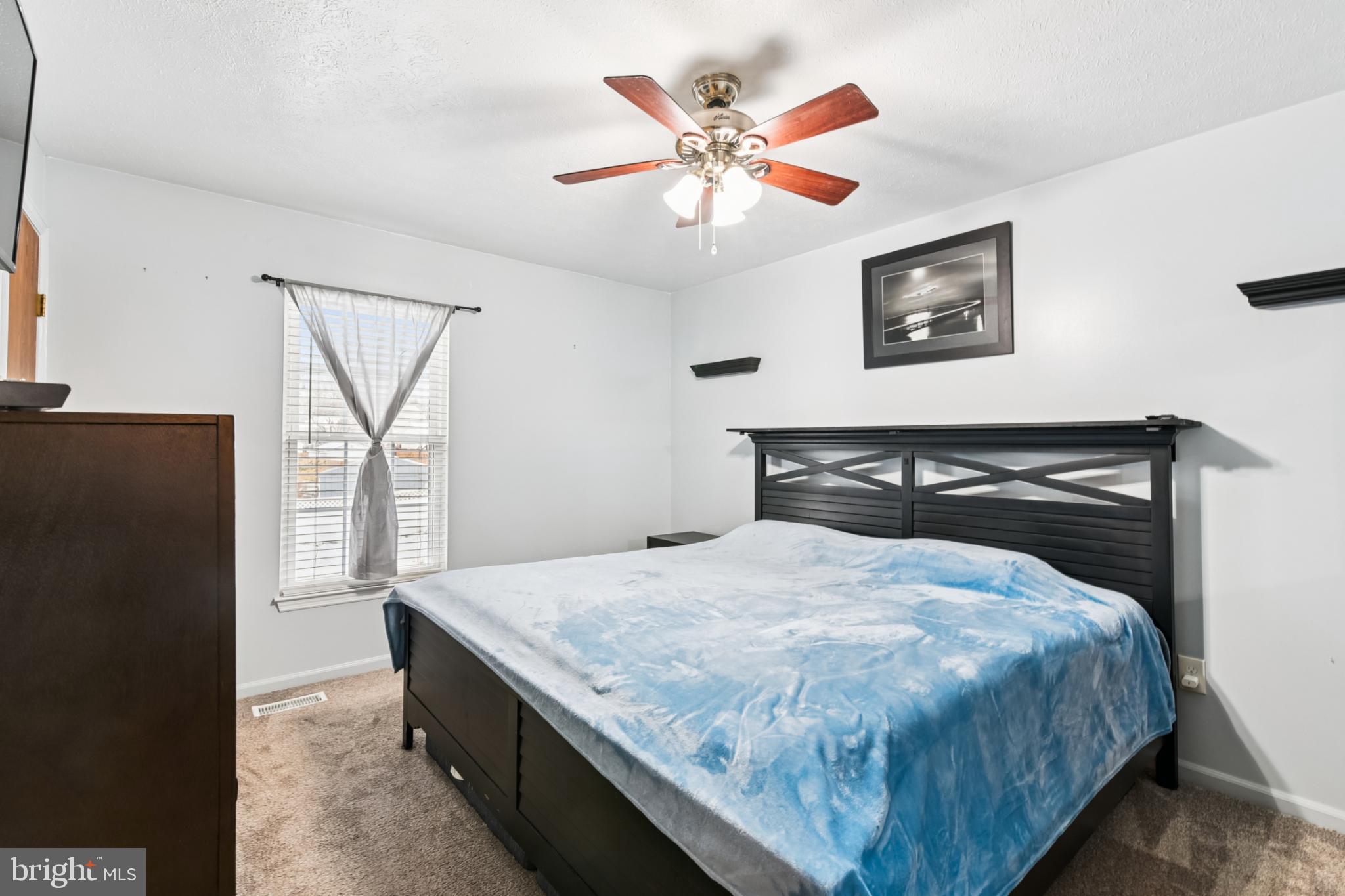 VILLAGE OF BYNUM RUN - Residential