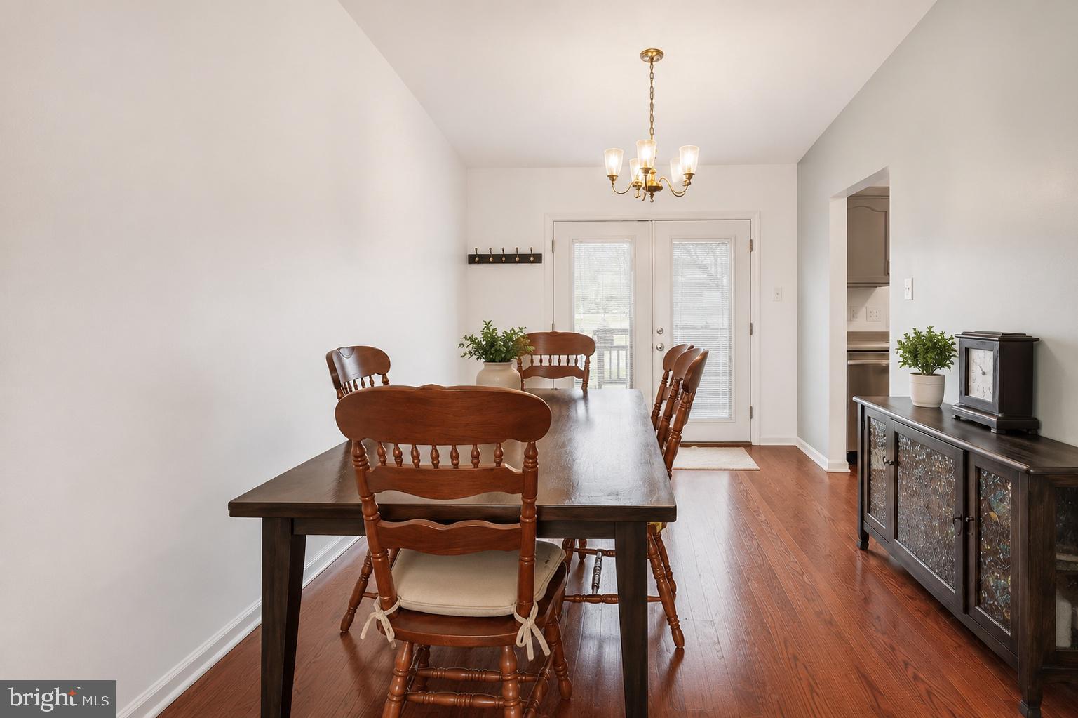 VILLAGE OF BYNUM RUN - Residential