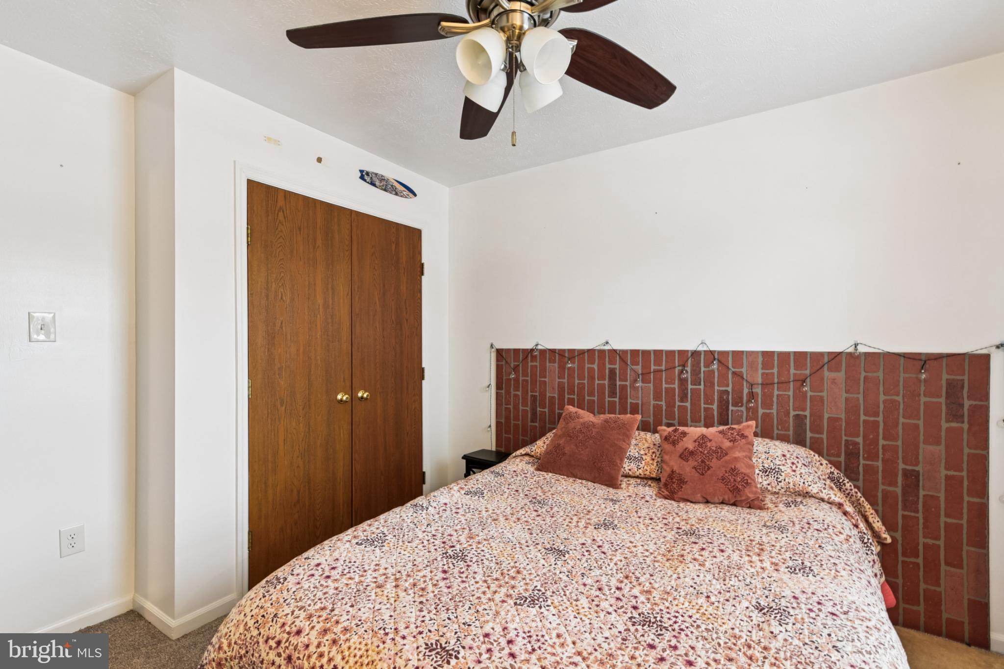 VILLAGE OF BYNUM RUN - Residential