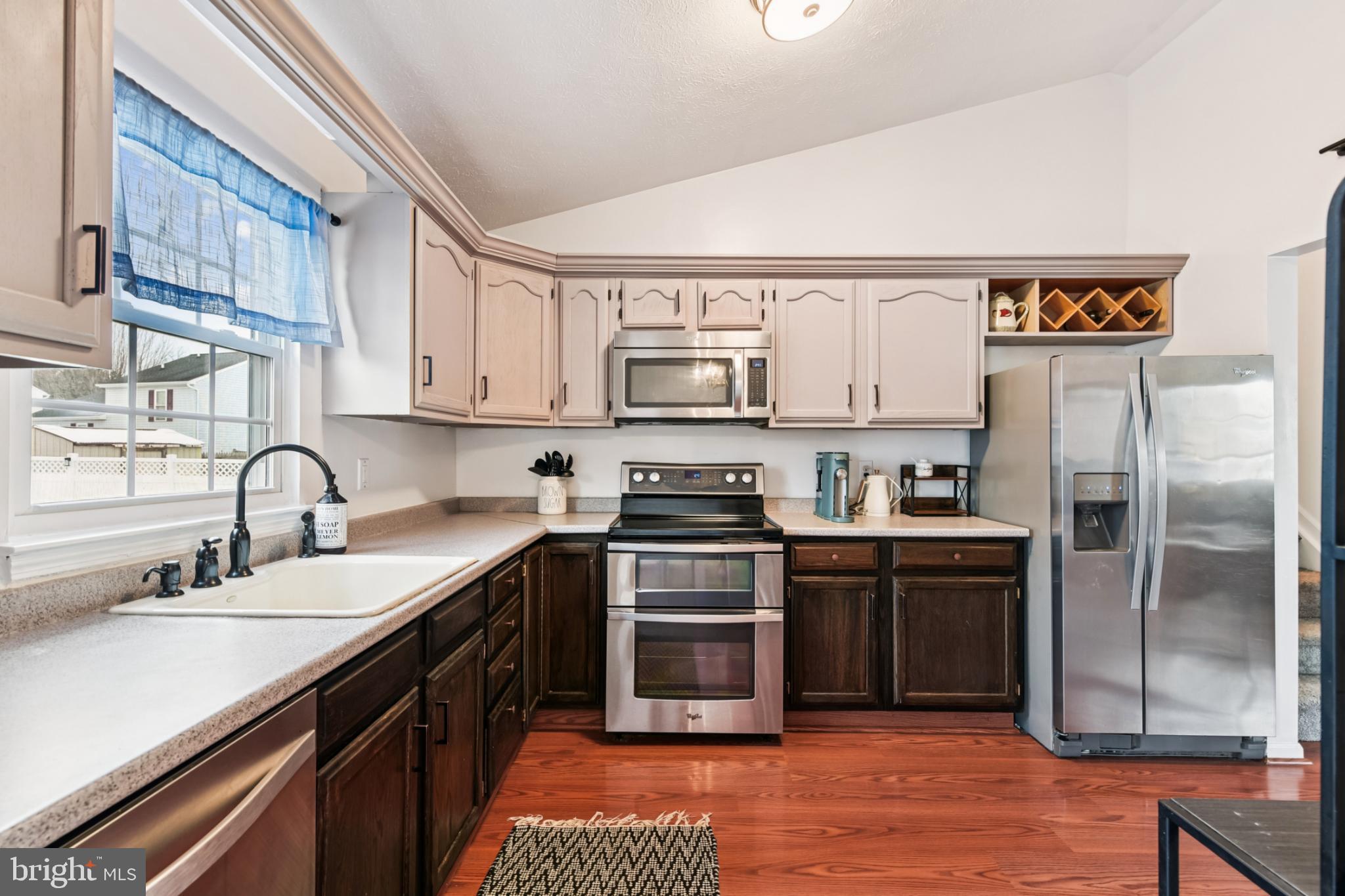 VILLAGE OF BYNUM RUN - Residential