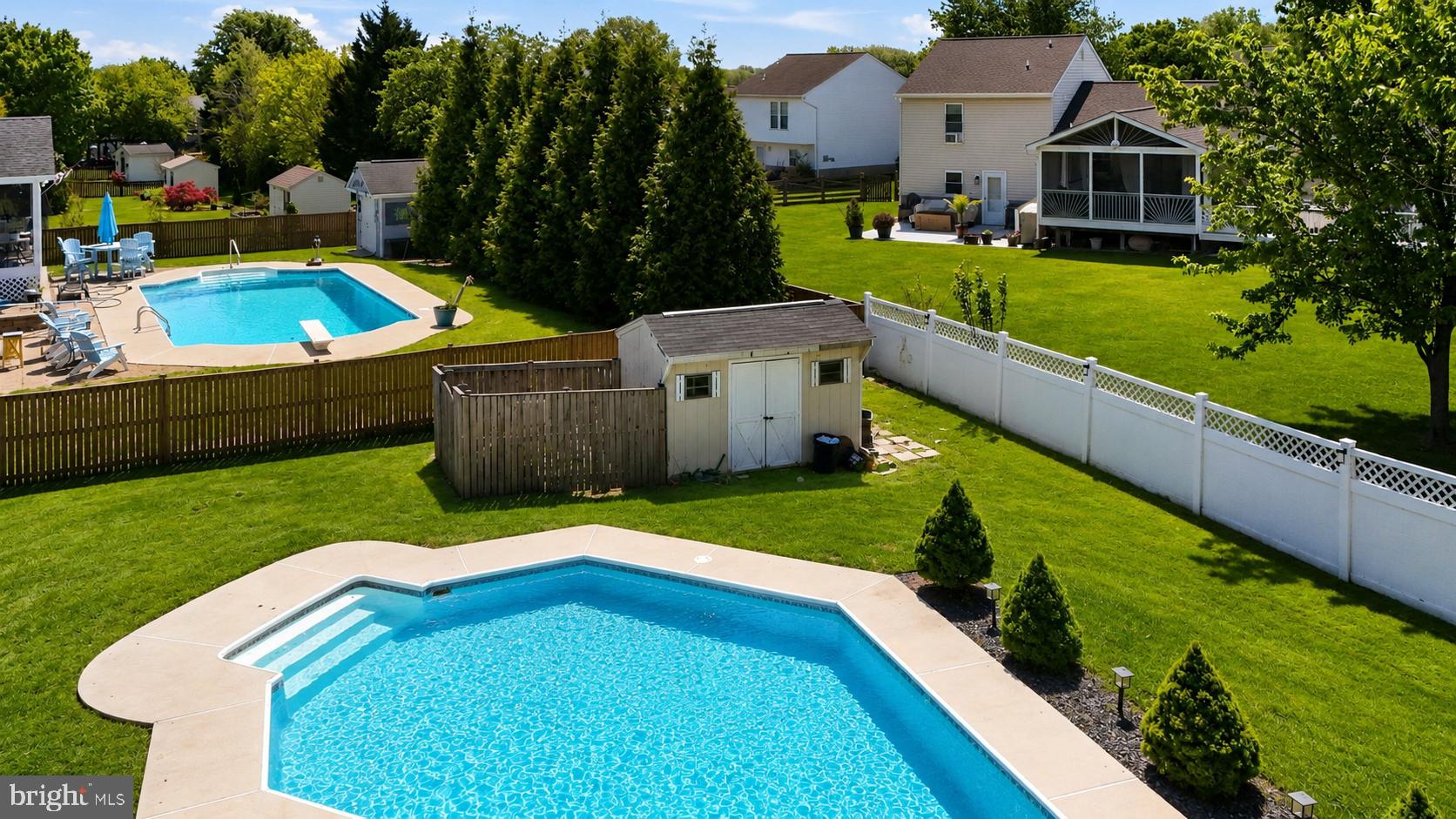 VILLAGE OF BYNUM RUN - Residential