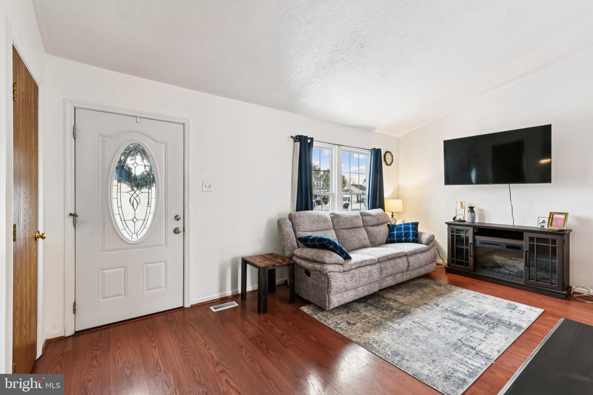 VILLAGE OF BYNUM RUN - Residential