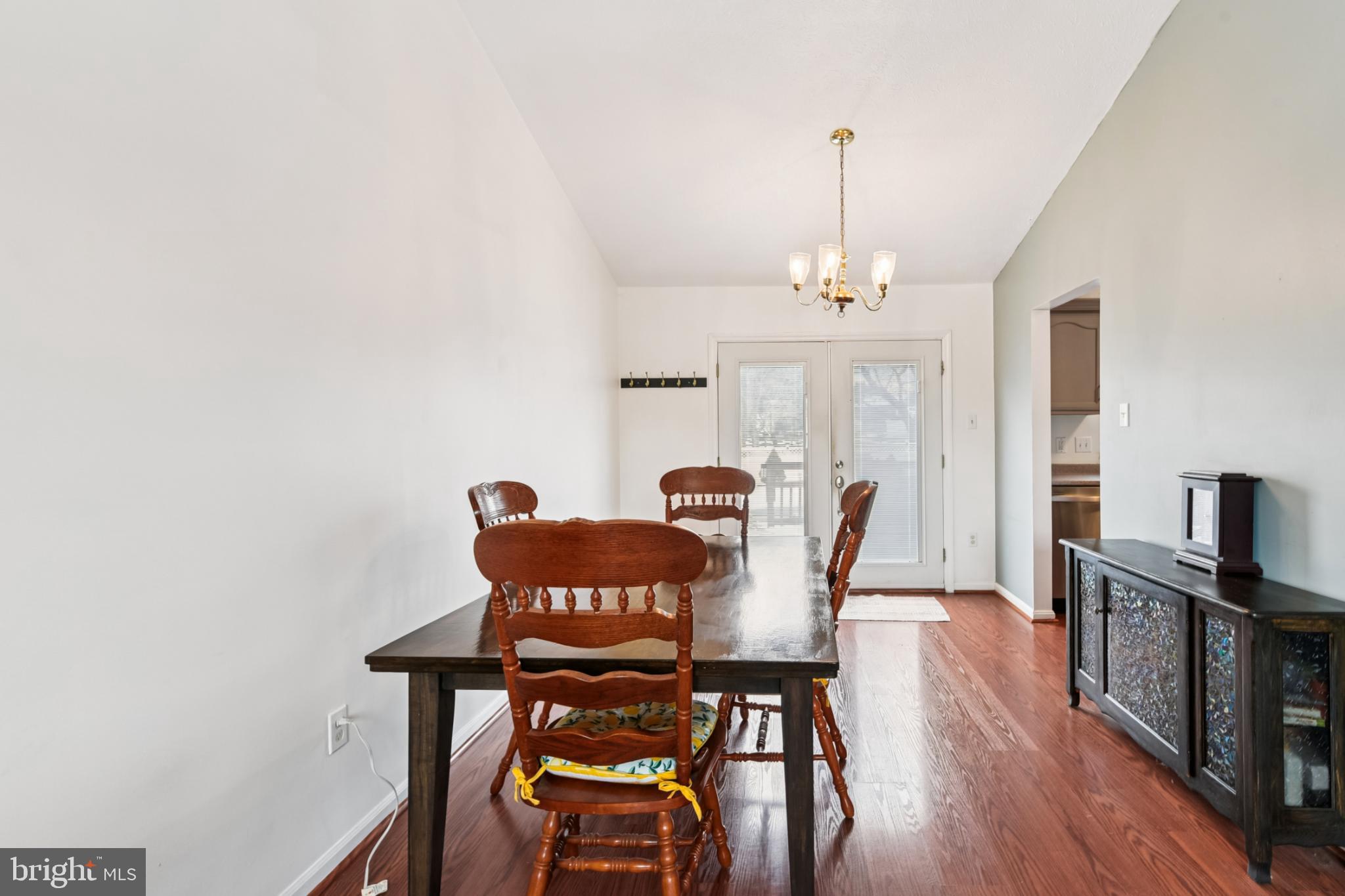 VILLAGE OF BYNUM RUN - Residential