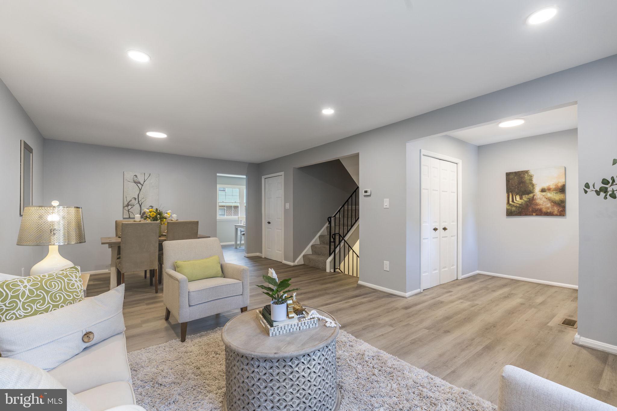 4552 KING EDWARD COURT