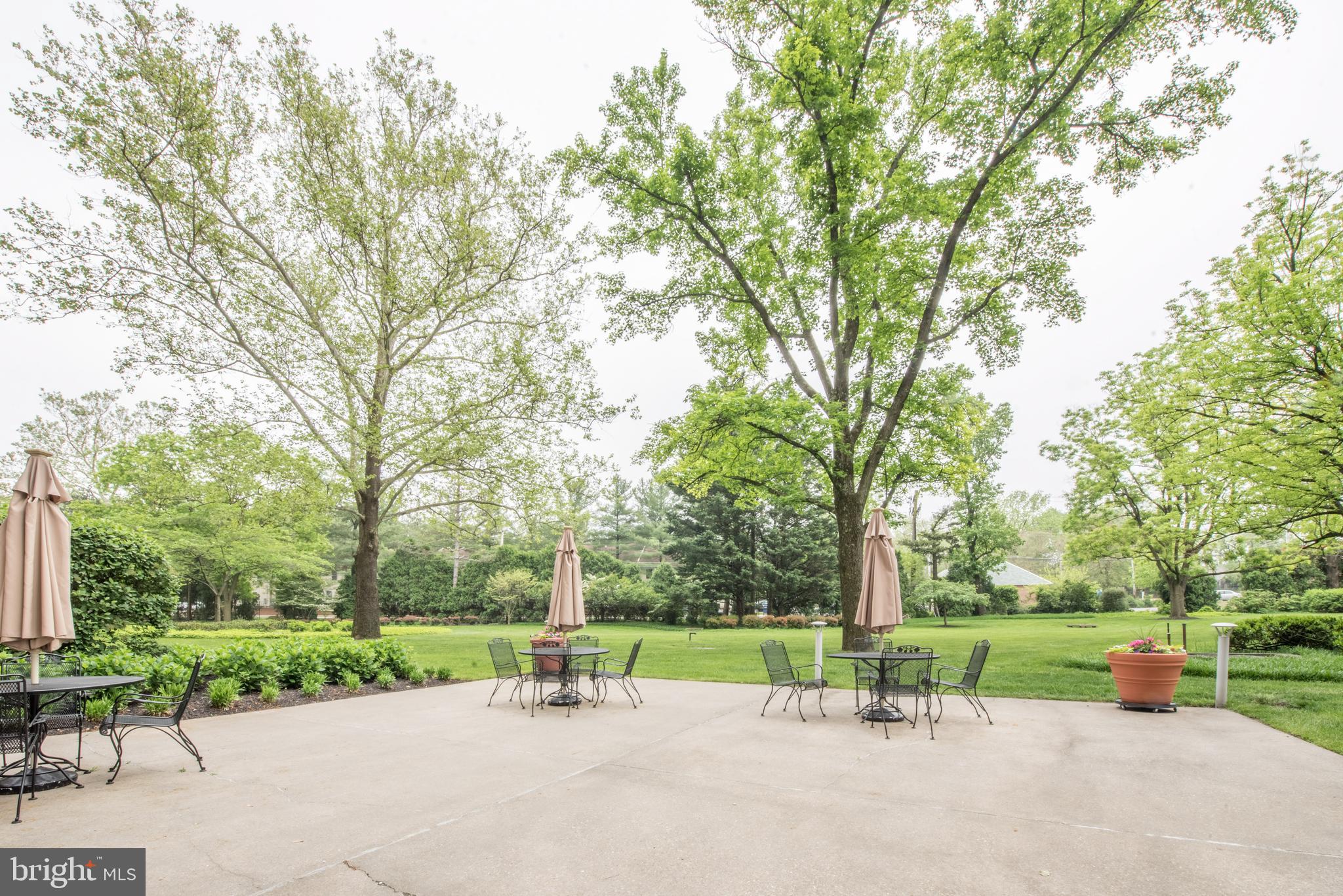 PIKESVILLE - Residential