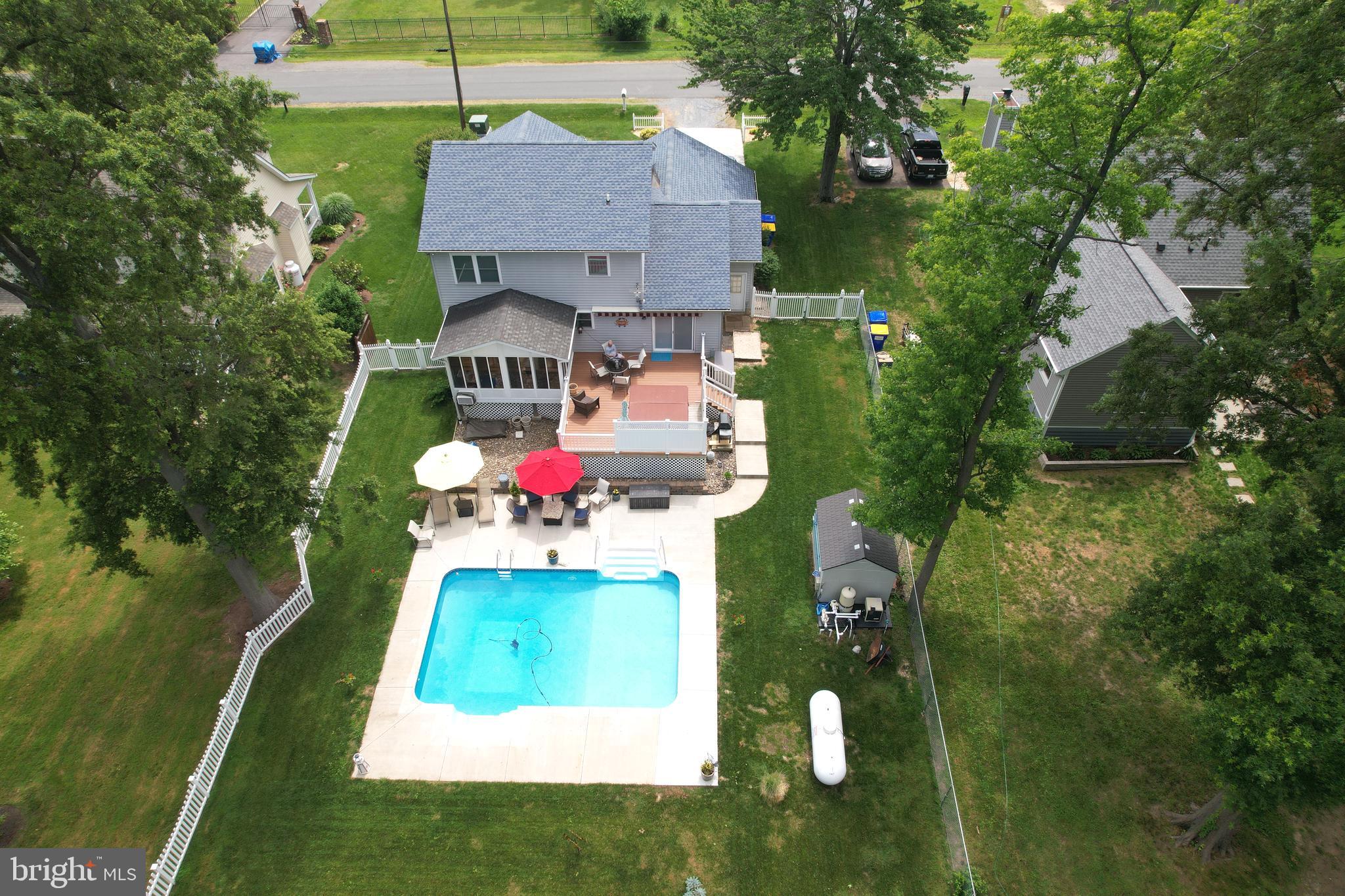 BAY CITY - Residential