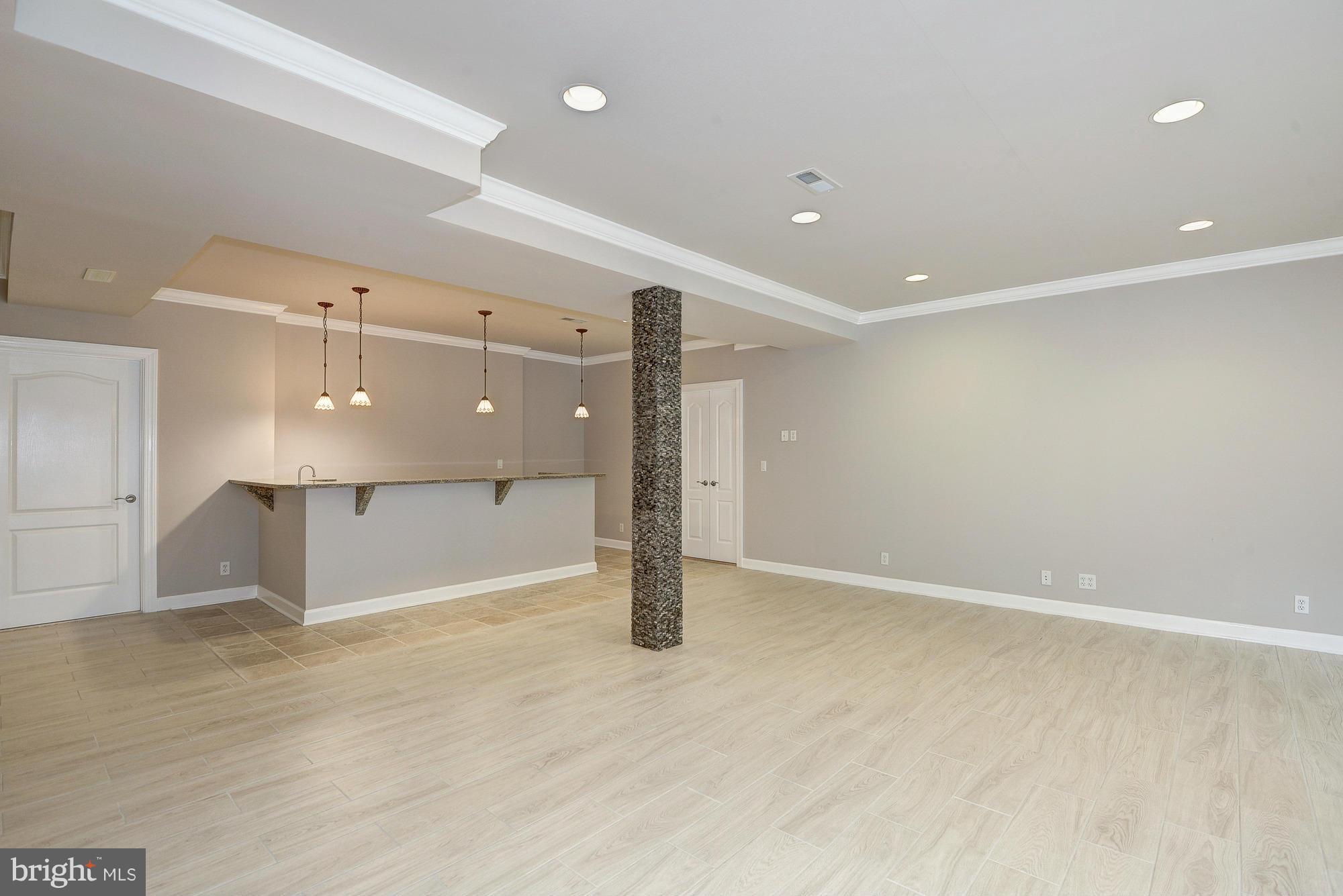 PINEY GLEN VILLAGE - Residential