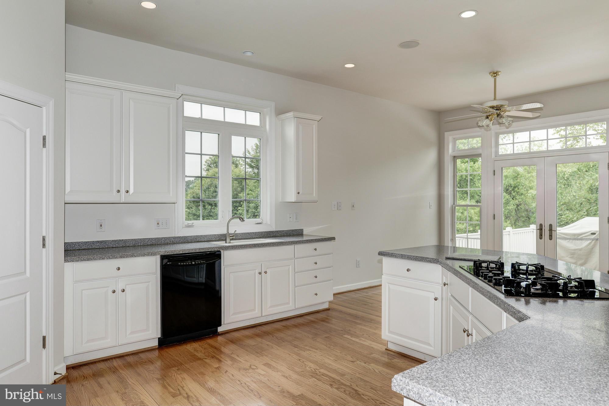 PINEY GLEN VILLAGE - Residential