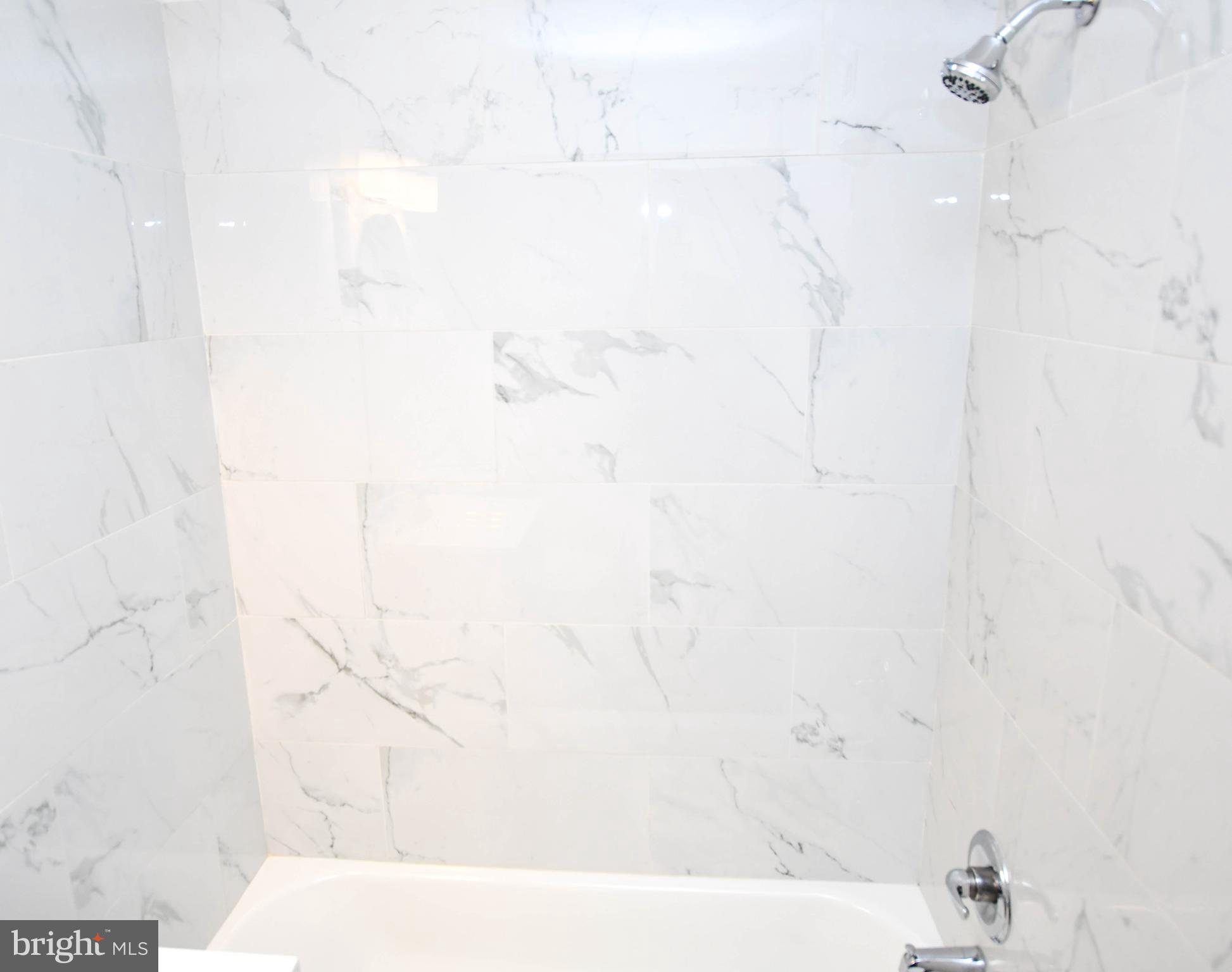 HOLLY HILL CONDOMINIUMS - Residential Lease