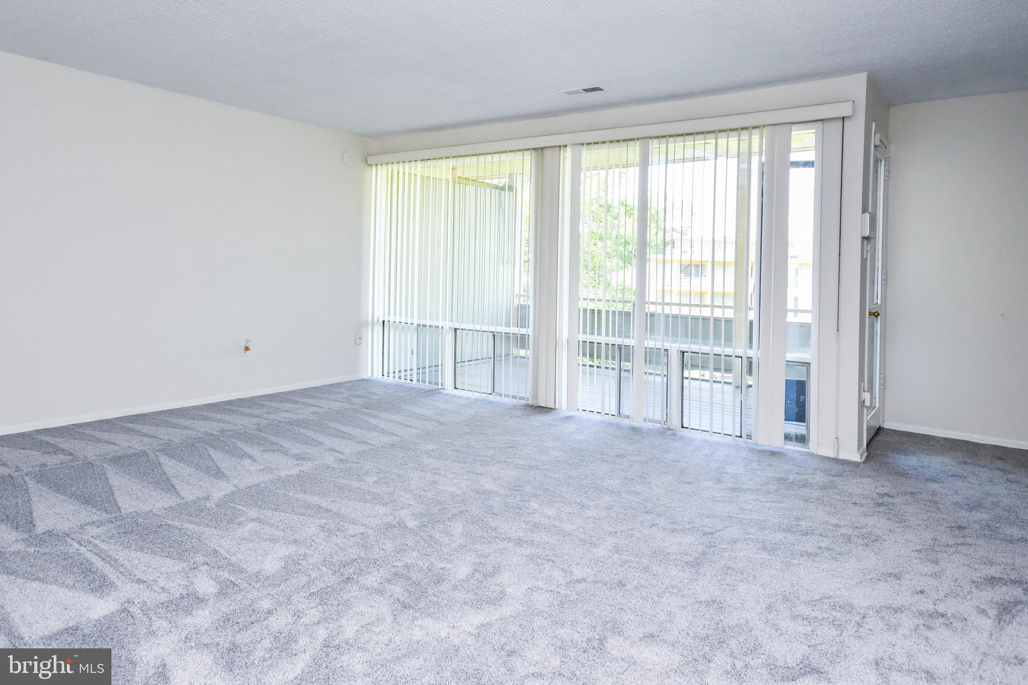 HOLLY HILL CONDOMINIUMS - Residential Lease