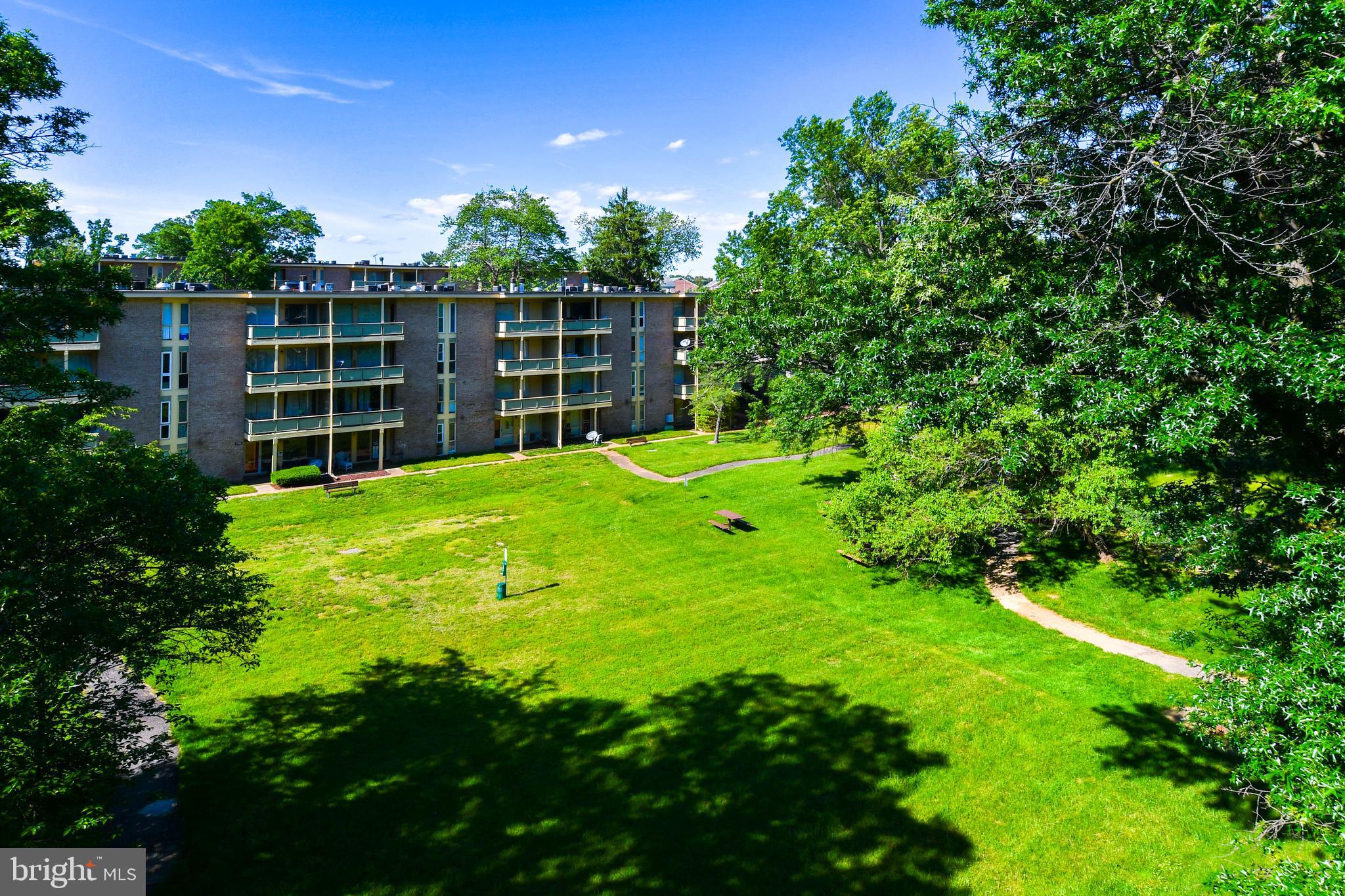 HOLLY HILL CONDOMINIUMS - Residential Lease