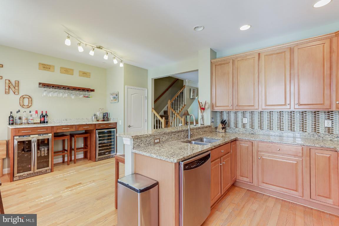 MCHENRY POINTE - Residential