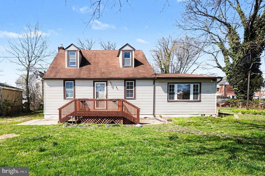 Discover 4806 Hazelwood Ave, a residence recently updated with fresh interior paint and partial flooring replacement, enhancing the overall interior presentation. These interior improvements complement the exterior, which features a functional deck, extending the property's usable area for outdoor pursuits. This well-maintained property provides a practical and updated living environment.. Included 100-Day Home Warranty with buyer activation