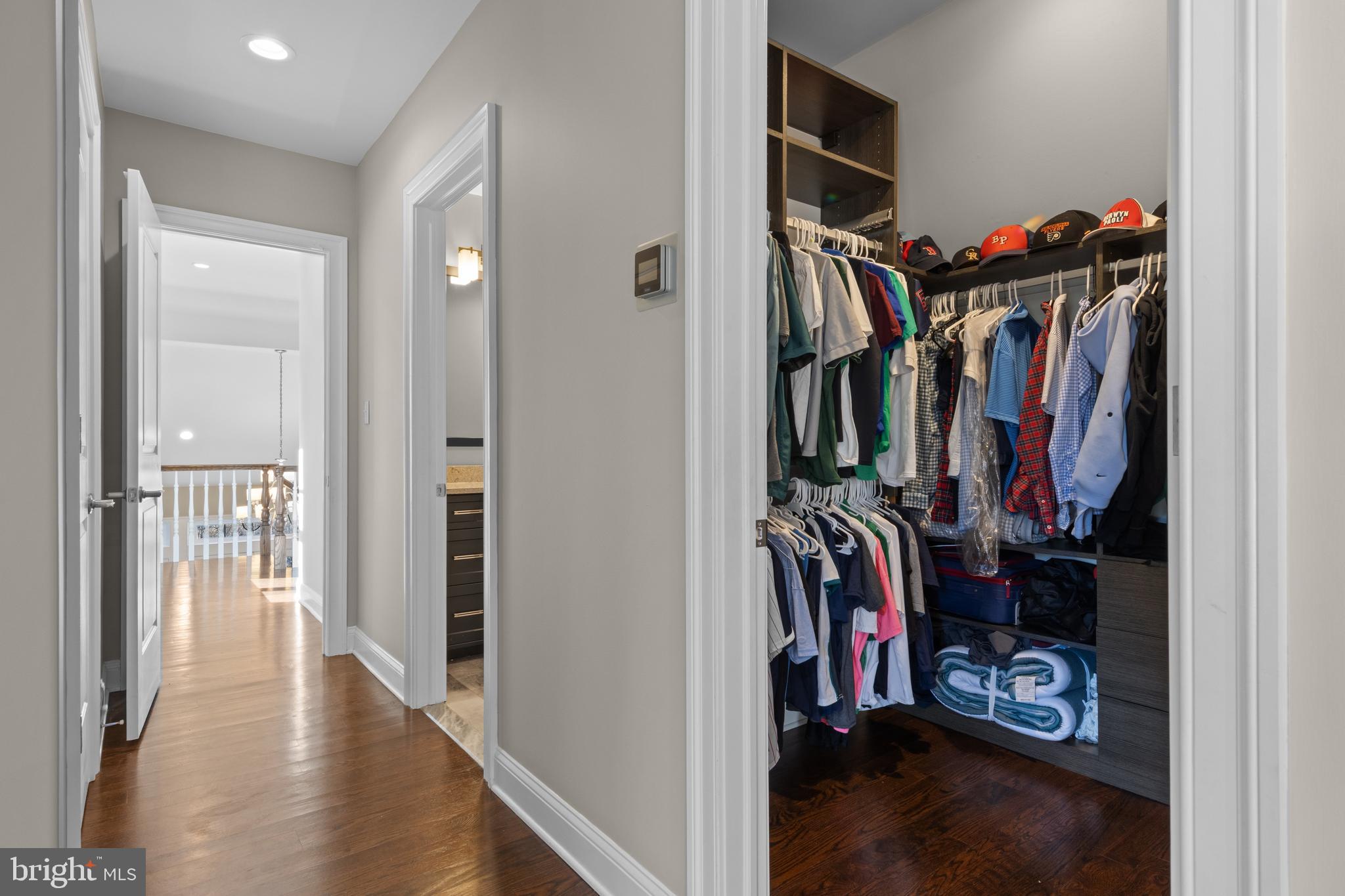RADNOR HUNT - Residential