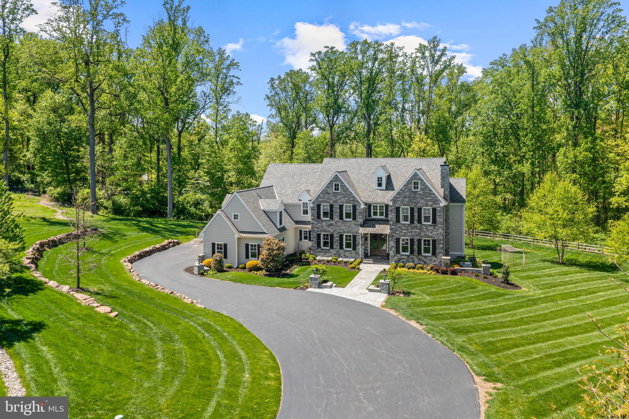 RADNOR HUNT - Residential