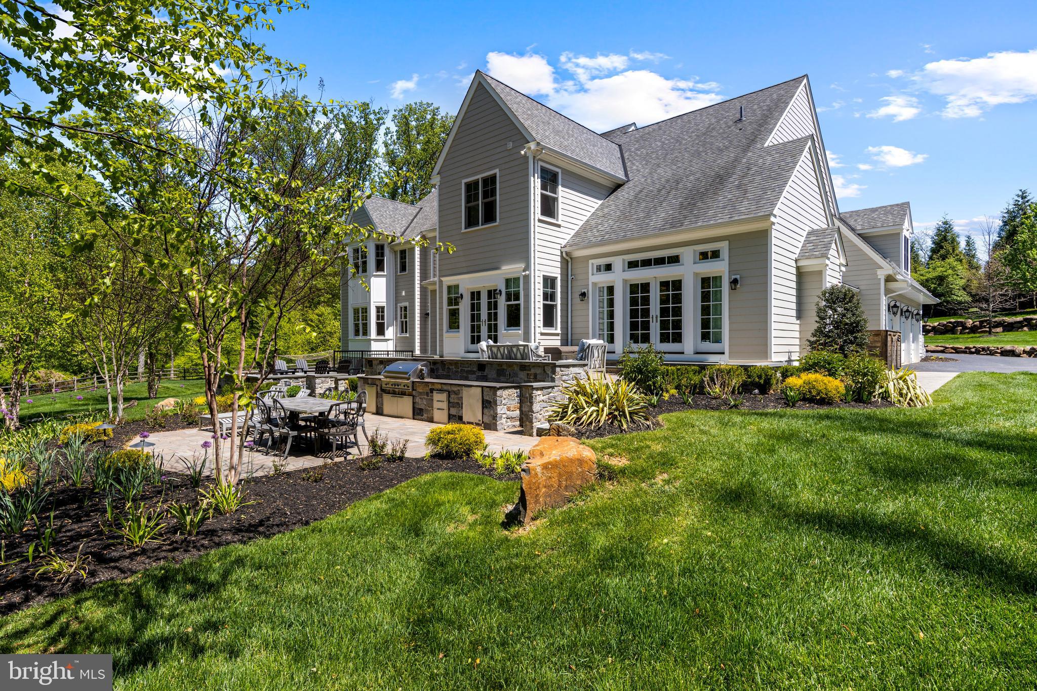 RADNOR HUNT - Residential