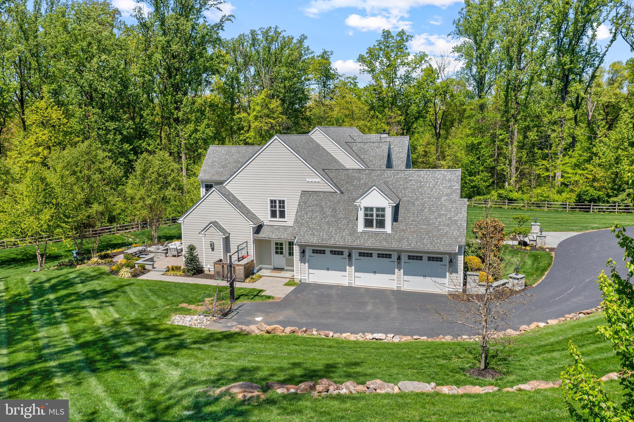 RADNOR HUNT - Residential
