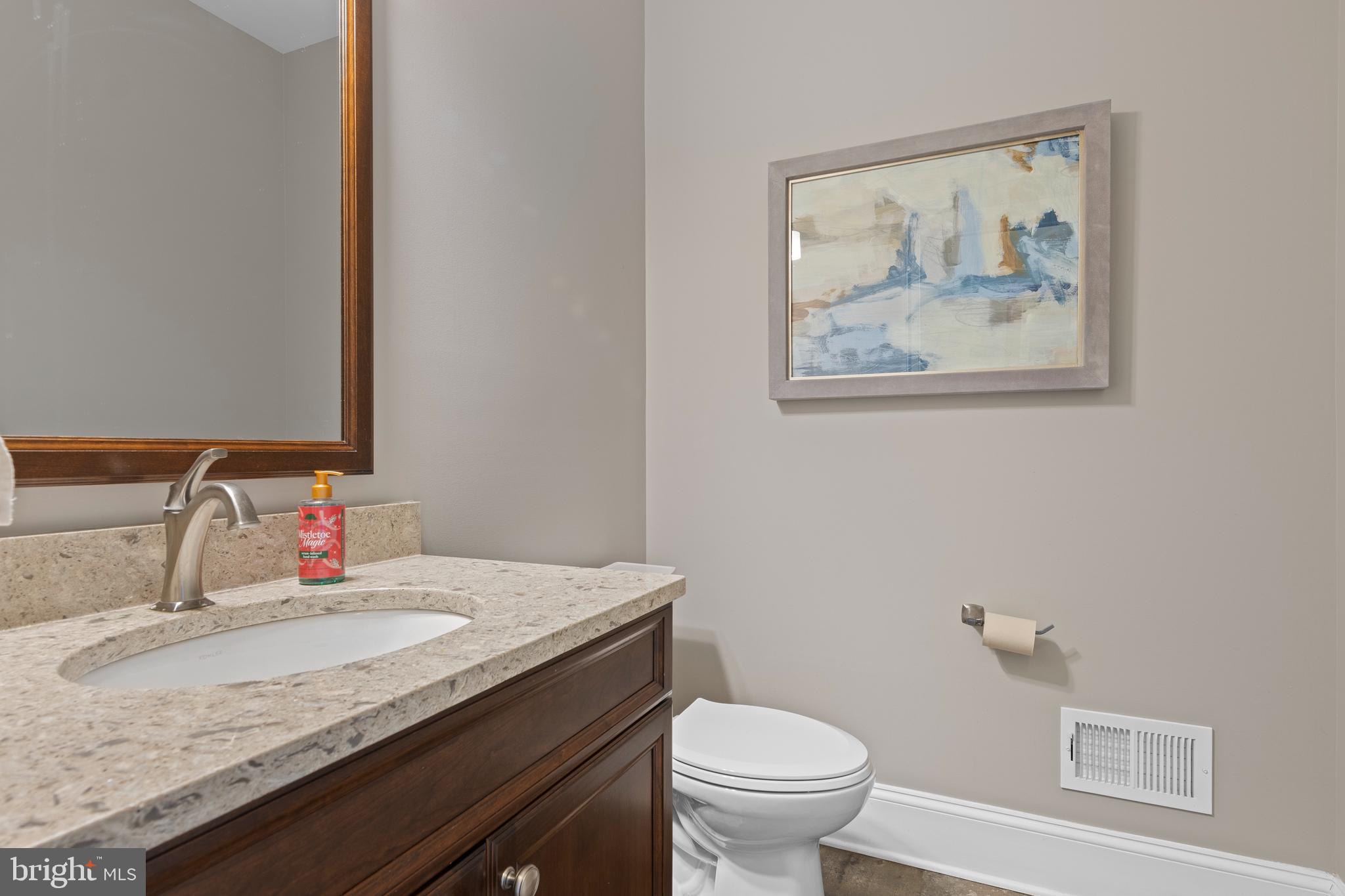 RADNOR HUNT - Residential