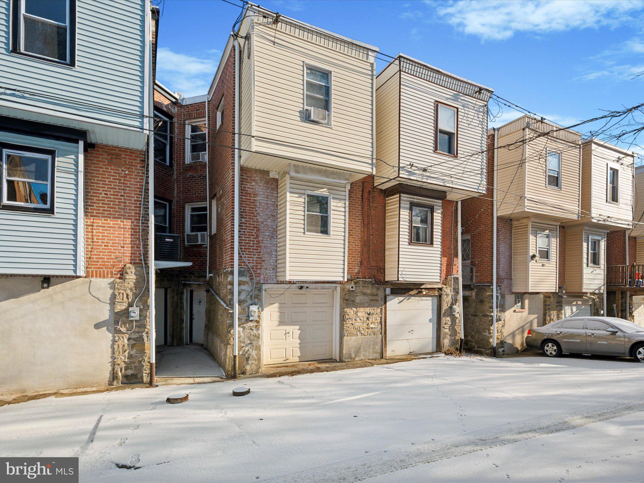 WEST OAK LANE - Residential