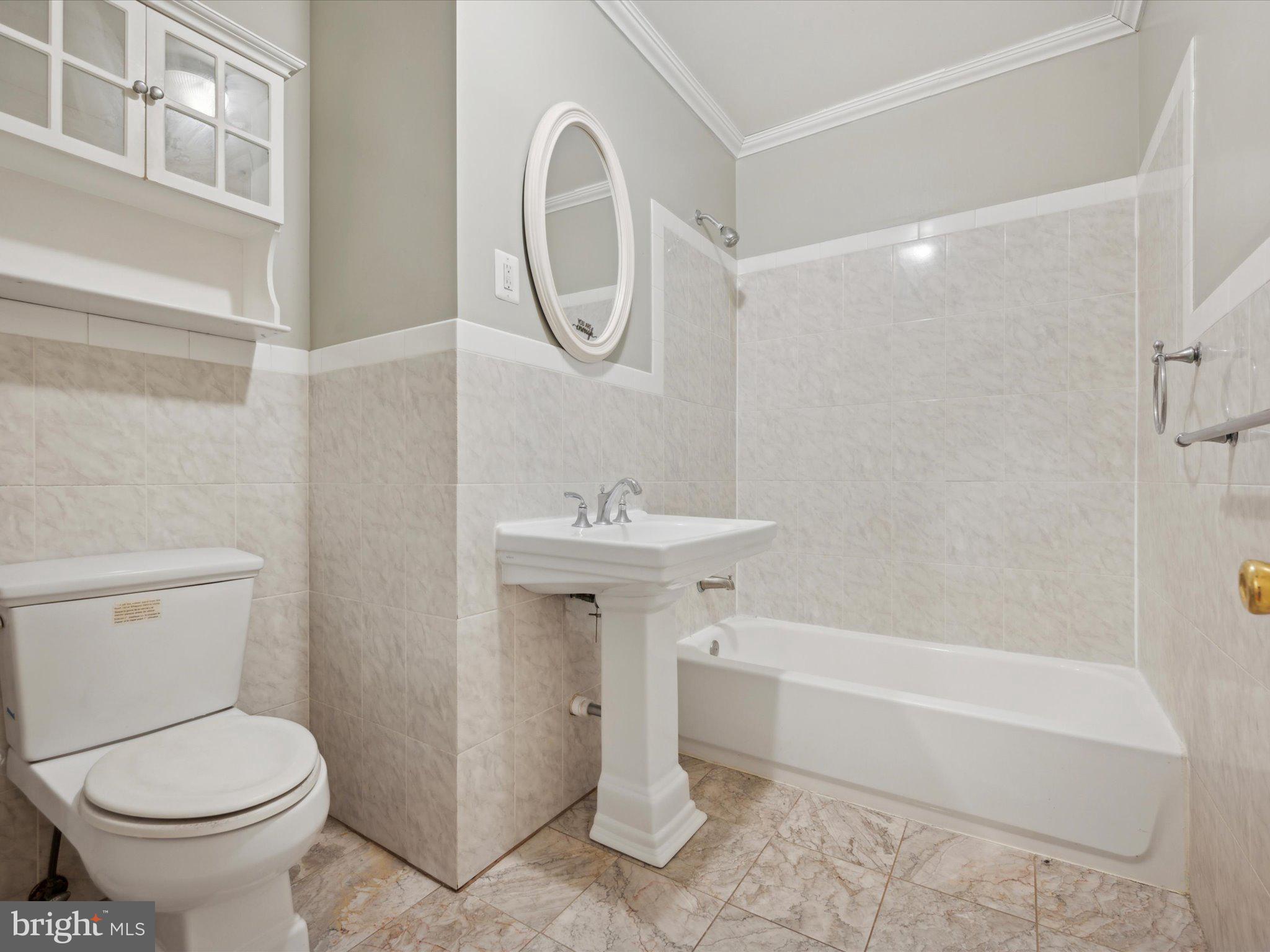 WEST OAK LANE - Residential